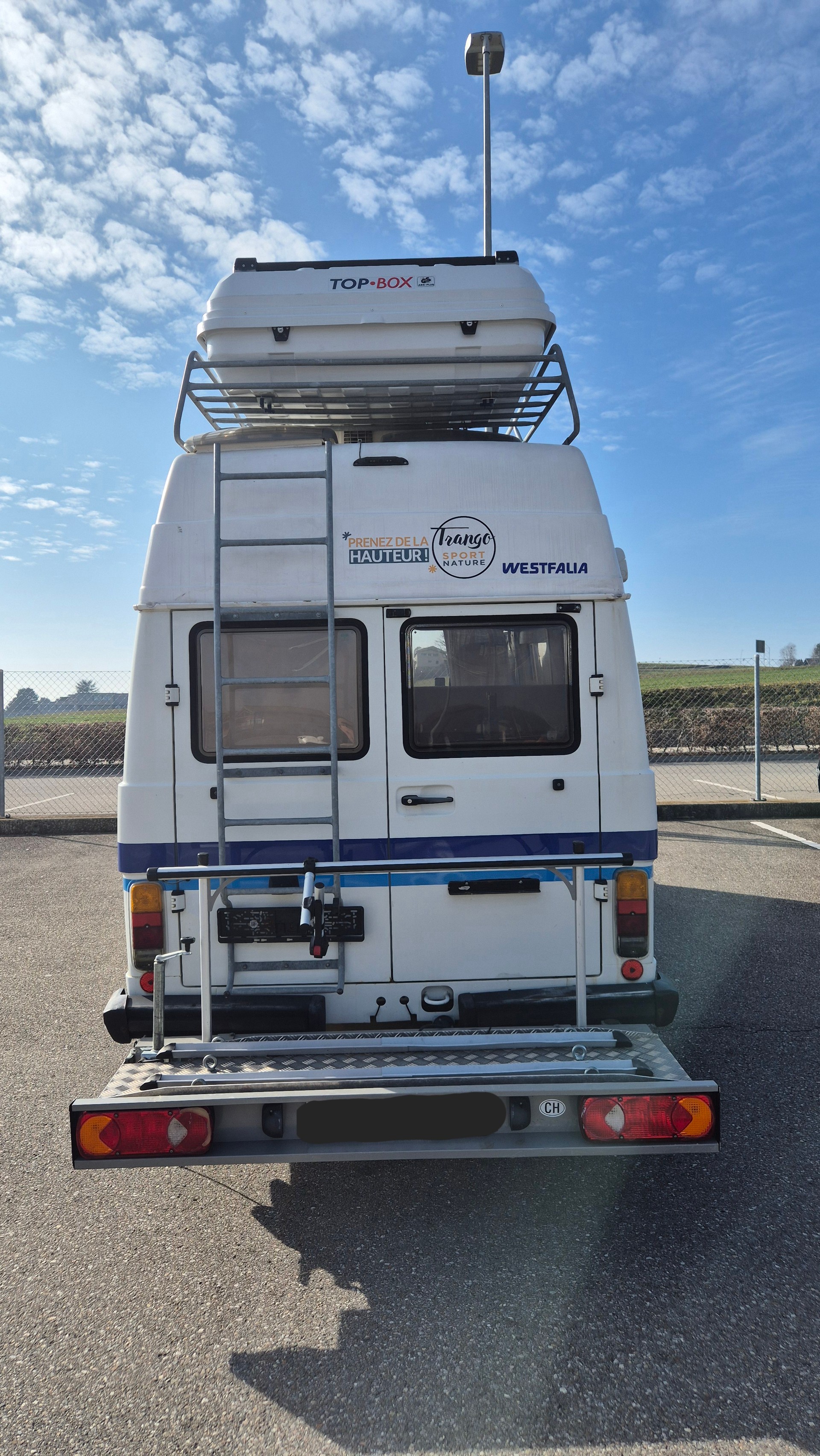 VW Van Volkswagen LT28 sven heidi-image-5