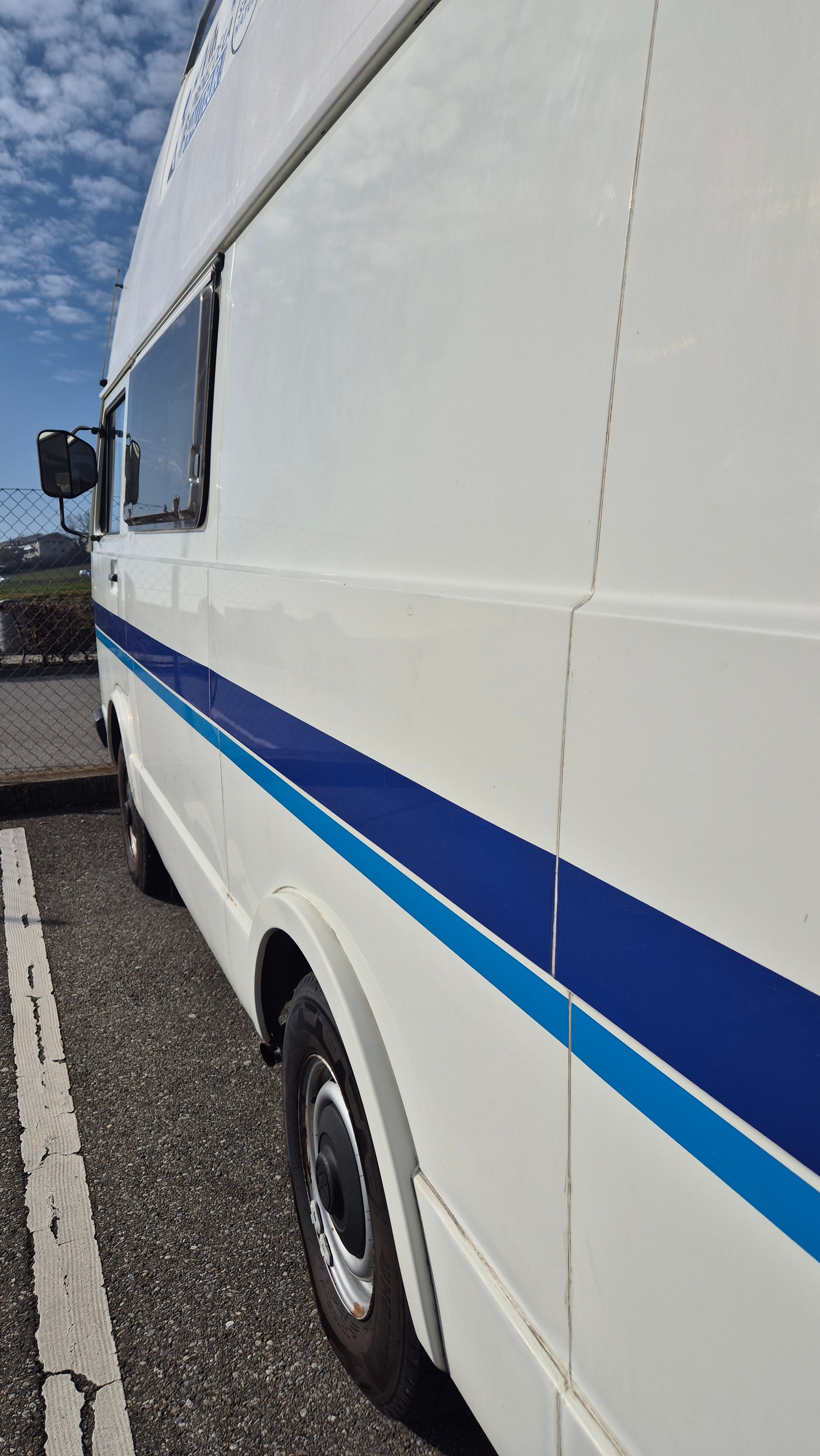 VW Van Volkswagen LT28 sven heidi-image-3