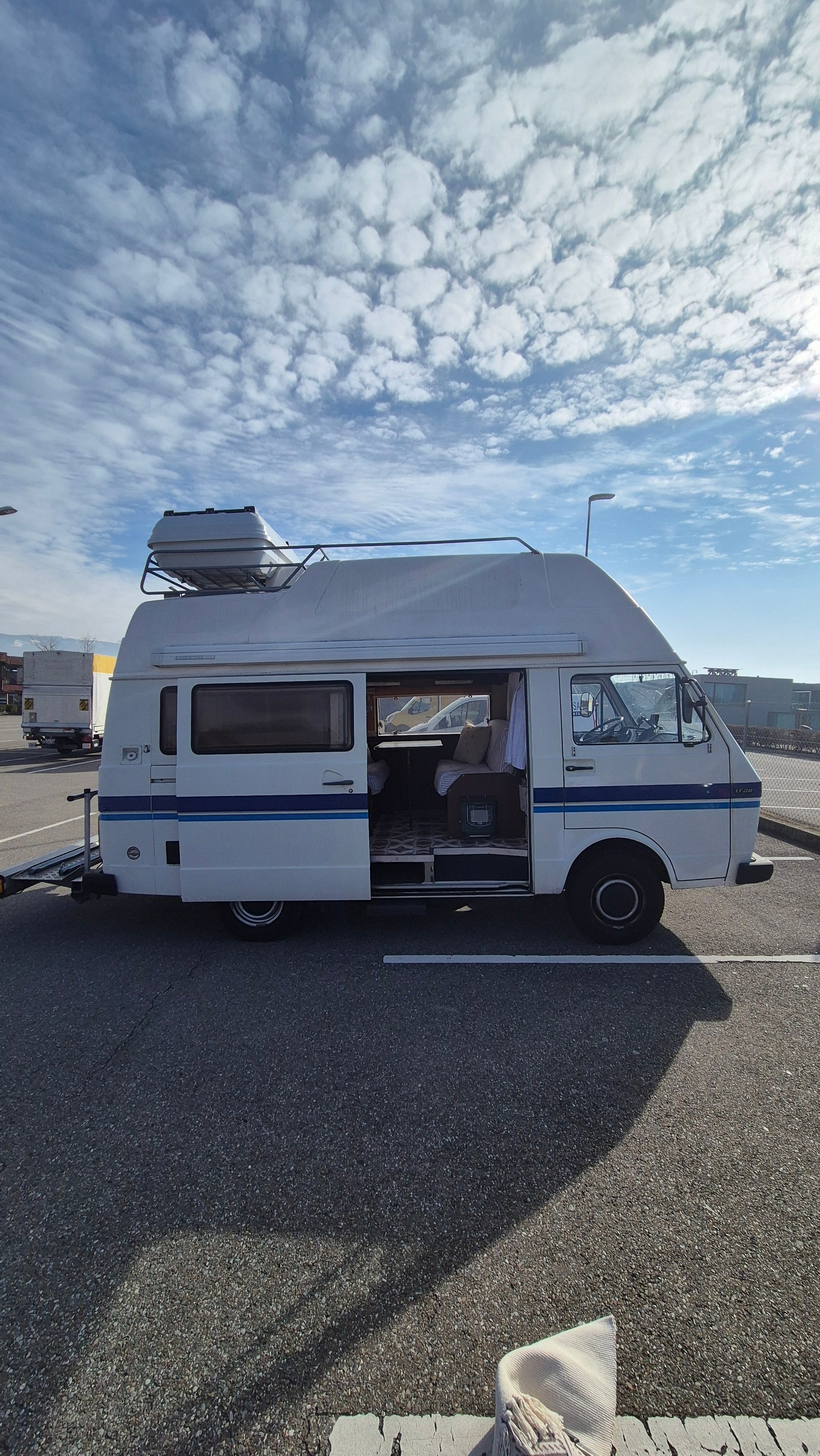 VW Van Volkswagen LT28 sven heidi-image-7