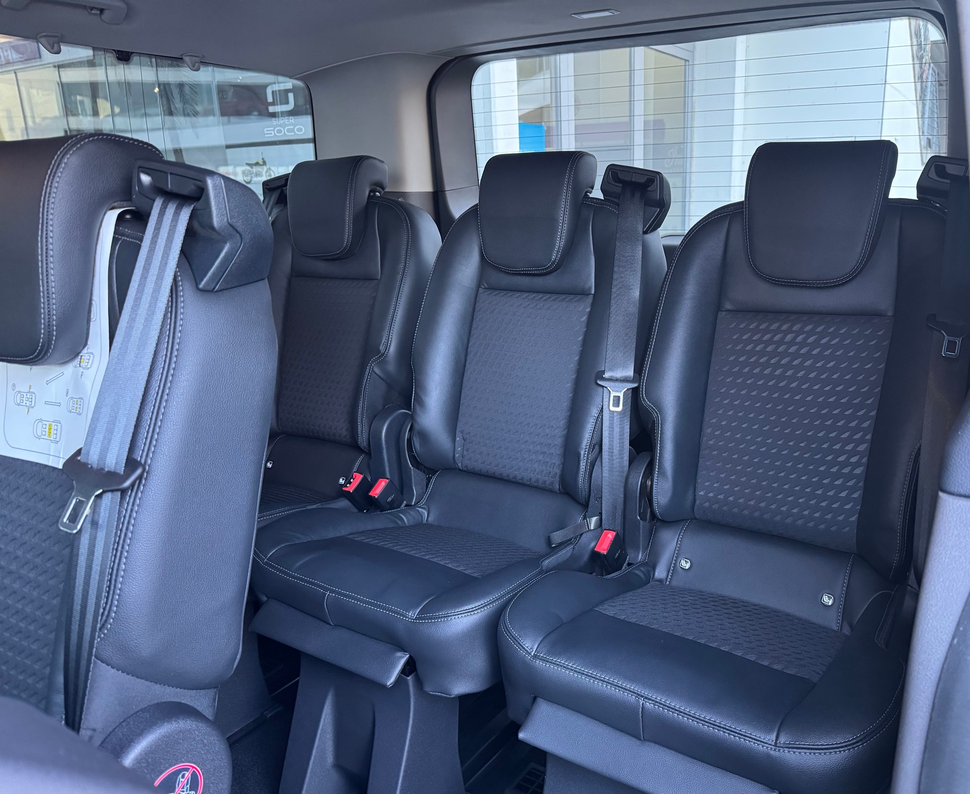 FORD Tourneo Custom 320 L1H1 Sport HEV2-image-12