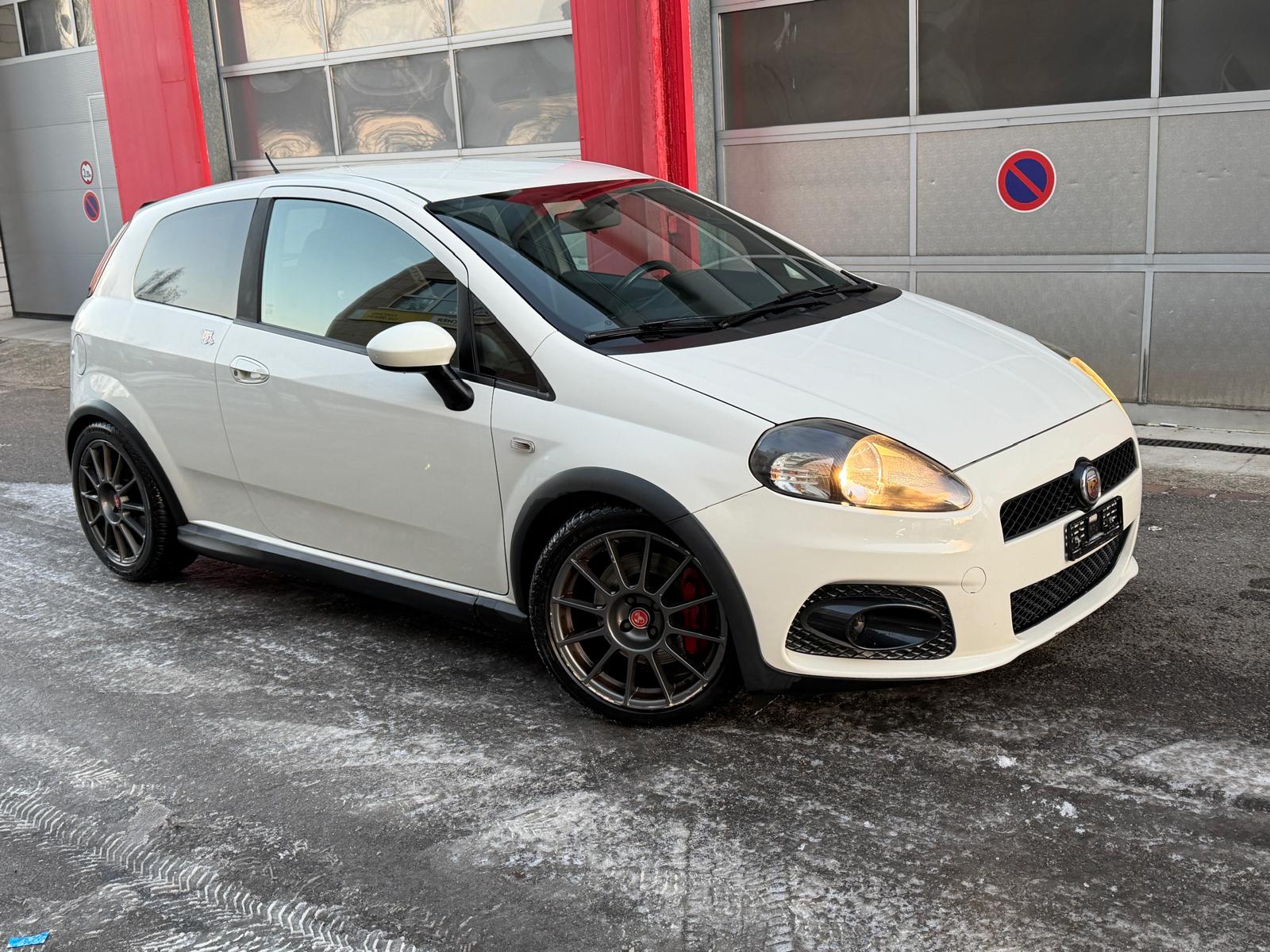 FIAT Punto 1.4 16V Turbo Abarth-image-0
