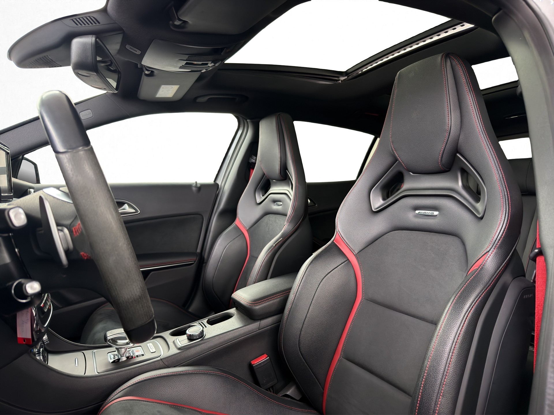 MERCEDES-BENZ GLA 45 AMG Edition 1 4Matic 7G-DCT-image-16