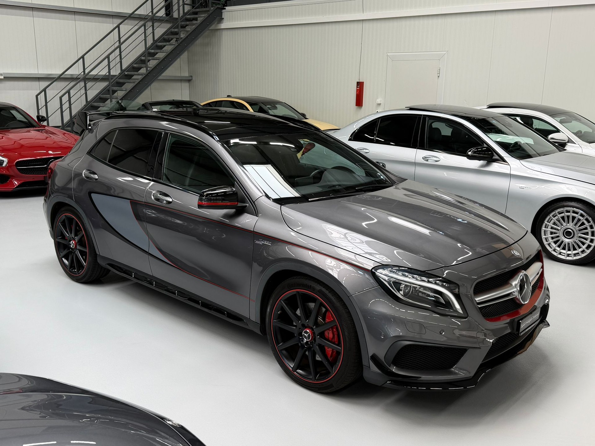 MERCEDES-BENZ GLA 45 AMG Edition 1 4Matic 7G-DCT-image-10