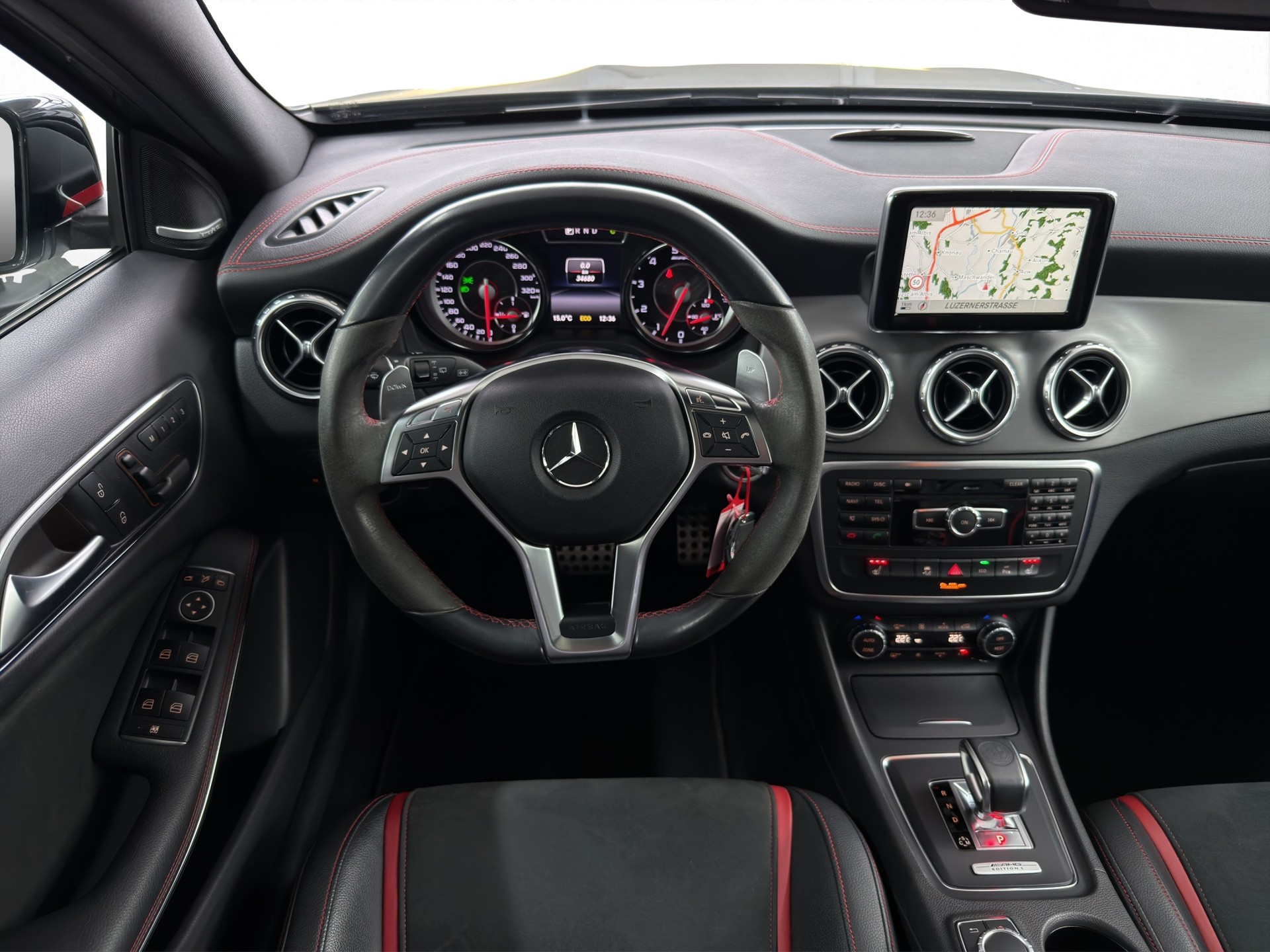 MERCEDES-BENZ GLA 45 AMG Edition 1 4Matic 7G-DCT-image-9