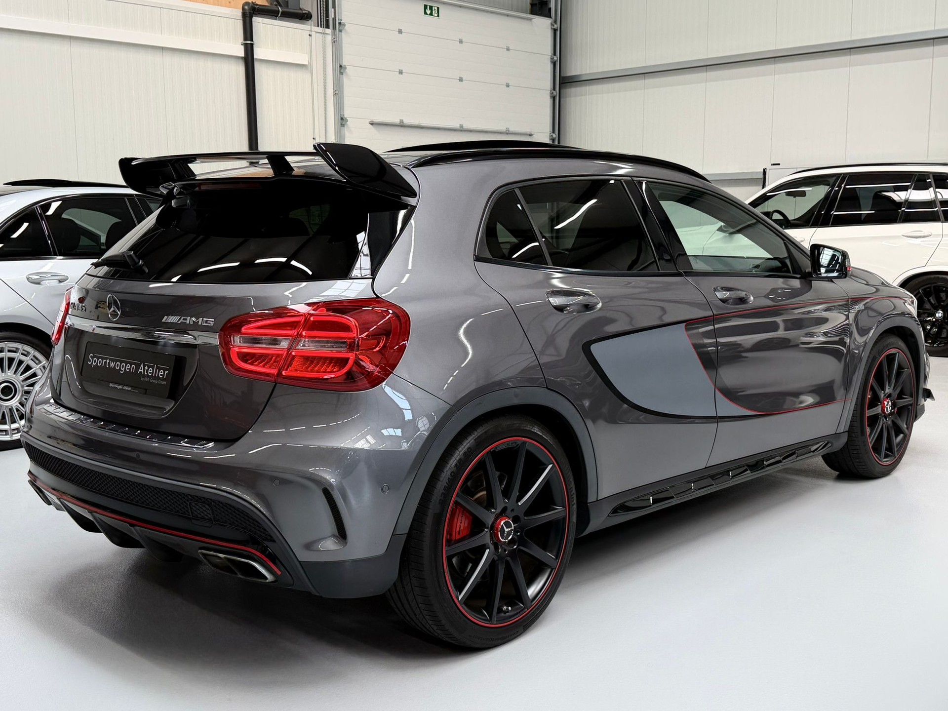 MERCEDES-BENZ GLA 45 AMG Edition 1 4Matic 7G-DCT-image-9