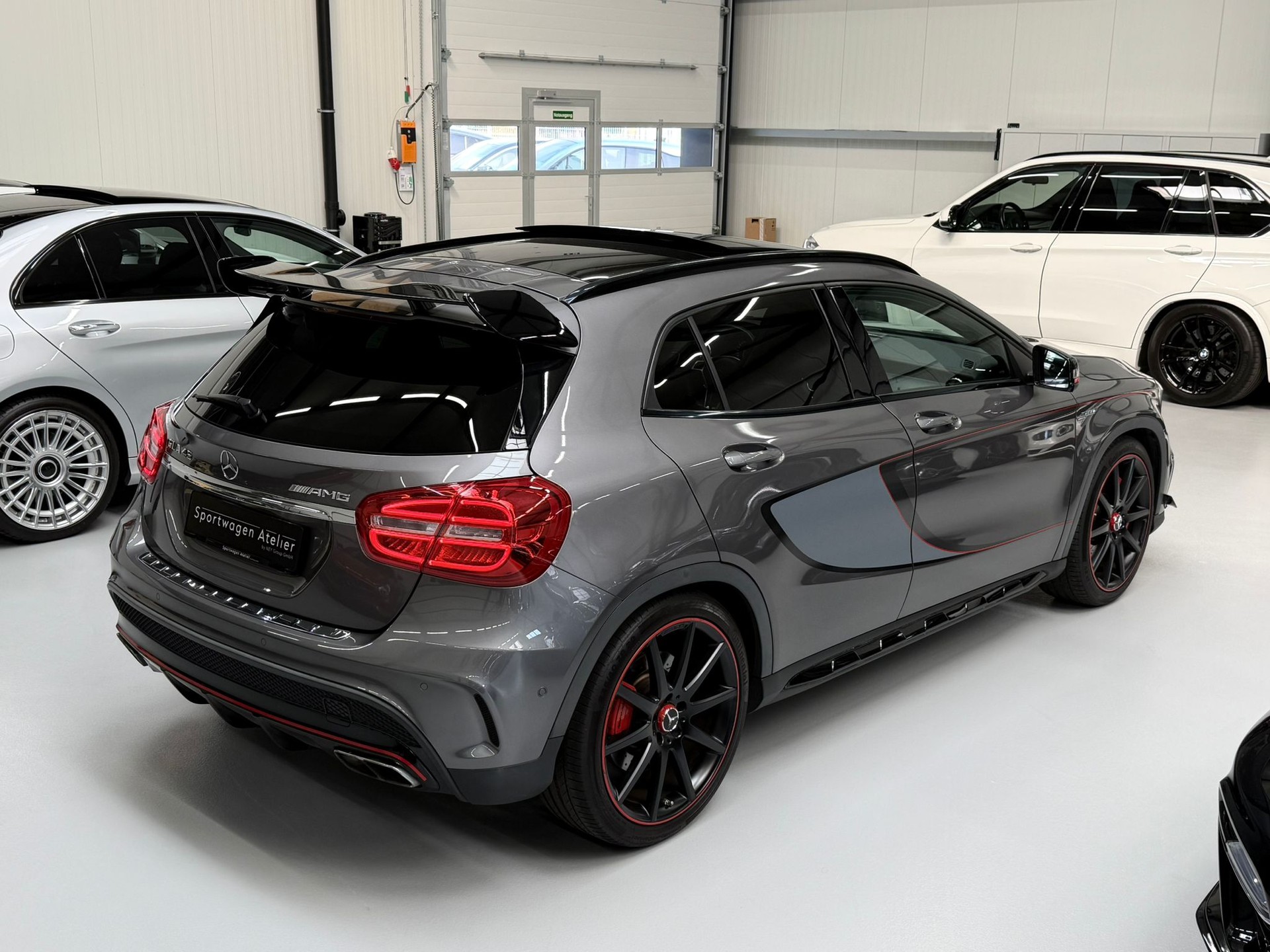 MERCEDES-BENZ GLA 45 AMG Edition 1 4Matic 7G-DCT-image-8
