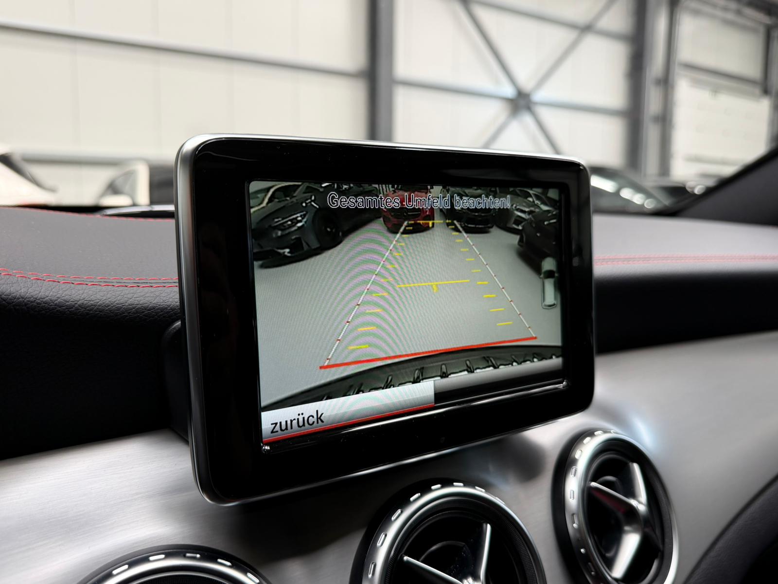 MERCEDES-BENZ GLA 45 AMG Edition 1 4Matic 7G-DCT-image-16