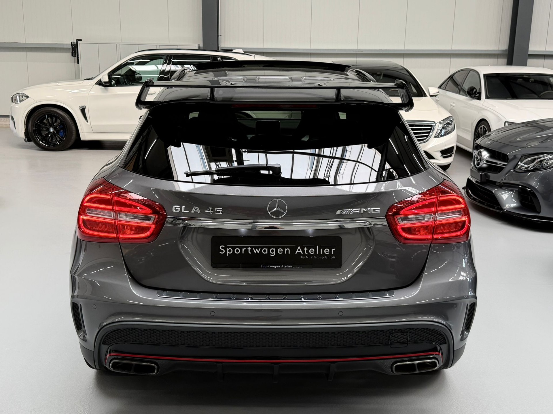 MERCEDES-BENZ GLA 45 AMG Edition 1 4Matic 7G-DCT-image-7