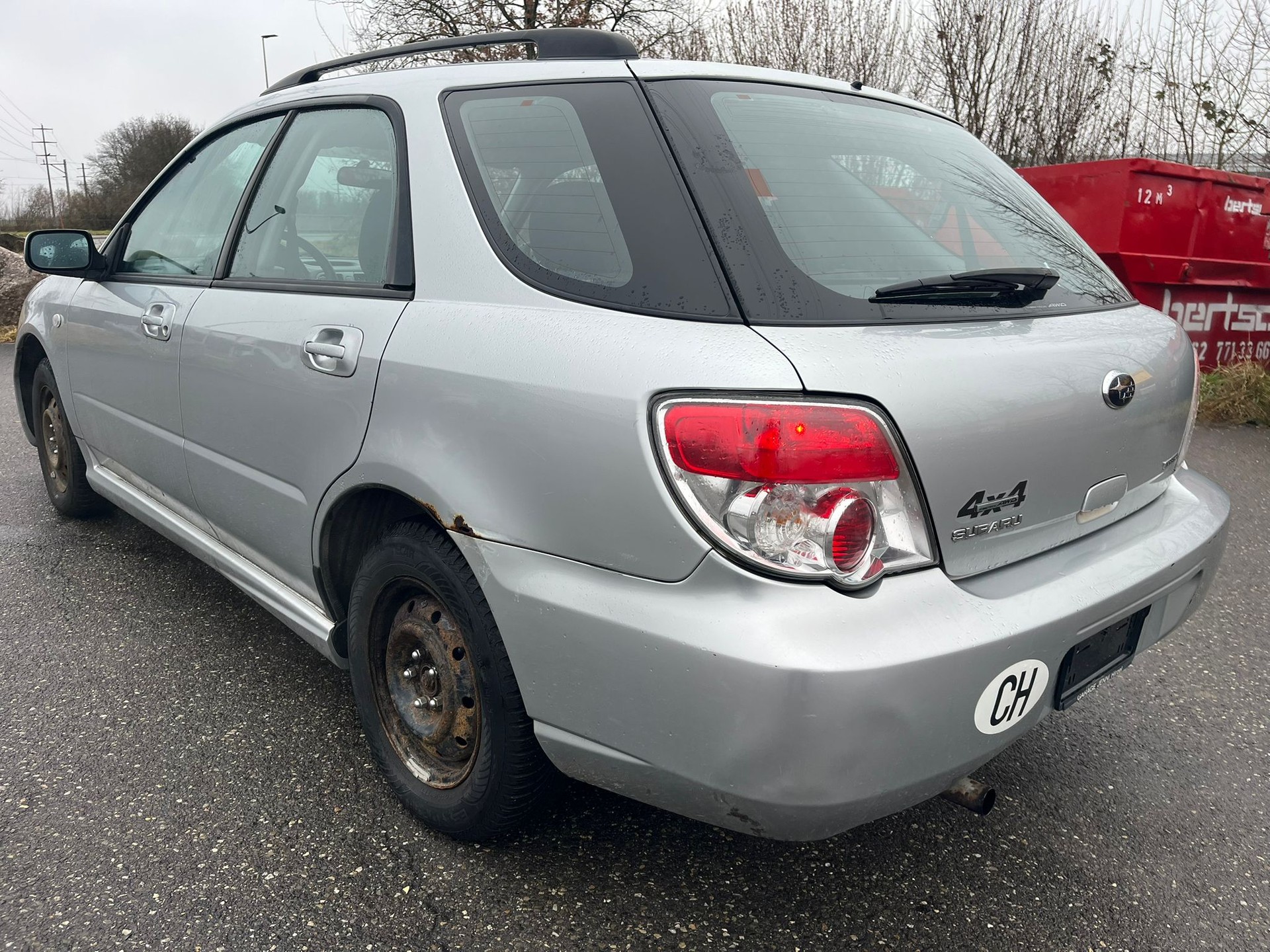 SUBARU Impreza 1.5R Swiss De Luxe-image-3