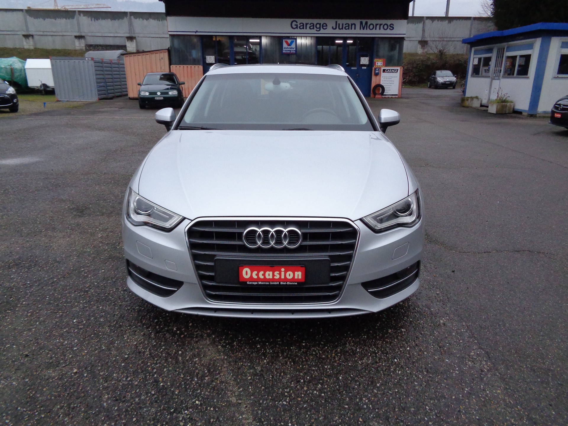 AUDI A3 Sportback 1.4 TFSI Ambition S-tronic-image-2