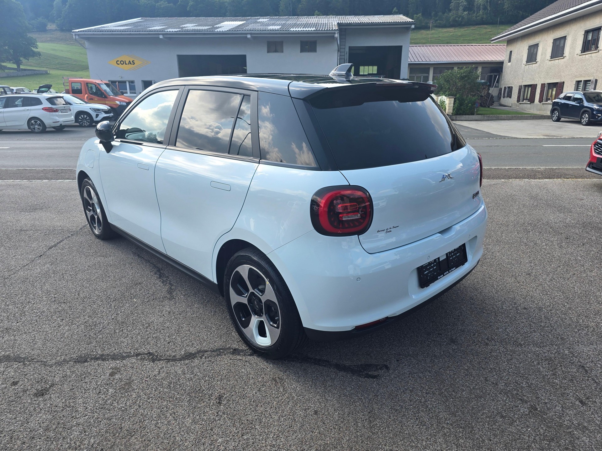 JAC E30X Electric-image-6
