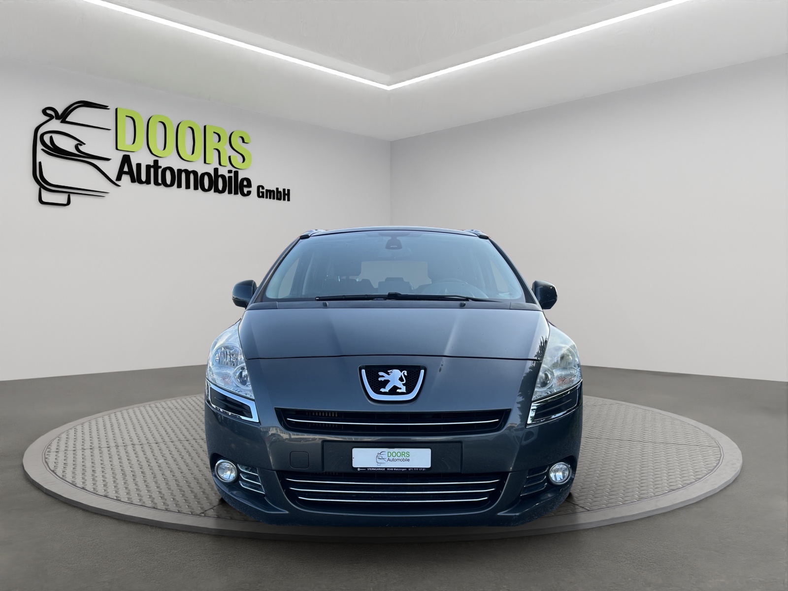 PEUGEOT 5008 1.6 16V T Family-image-1