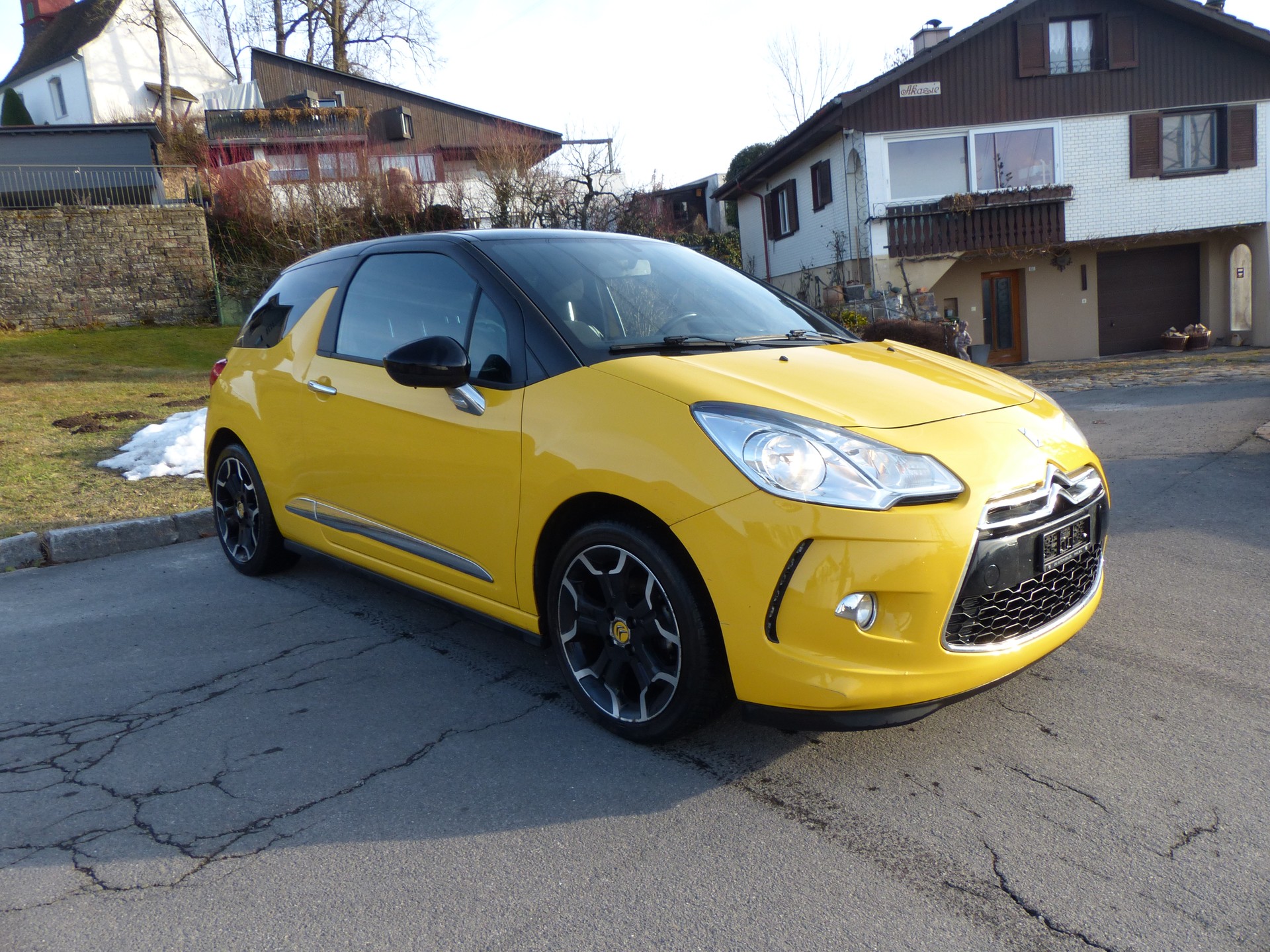 DS AUTOMOBILES DS3 1.6 VTi SO Chic Automatic-image-1