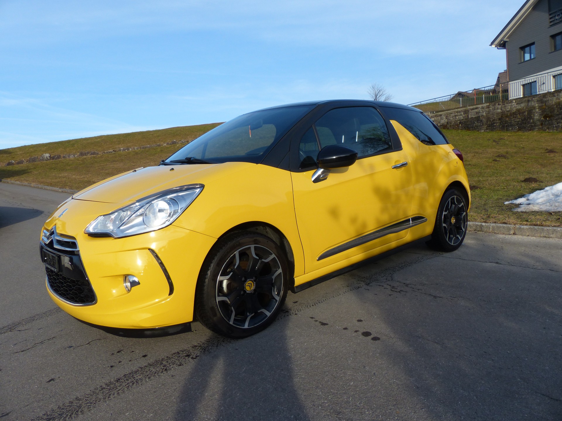 DS AUTOMOBILES DS3 1.6 VTi SO Chic Automatic-image-0