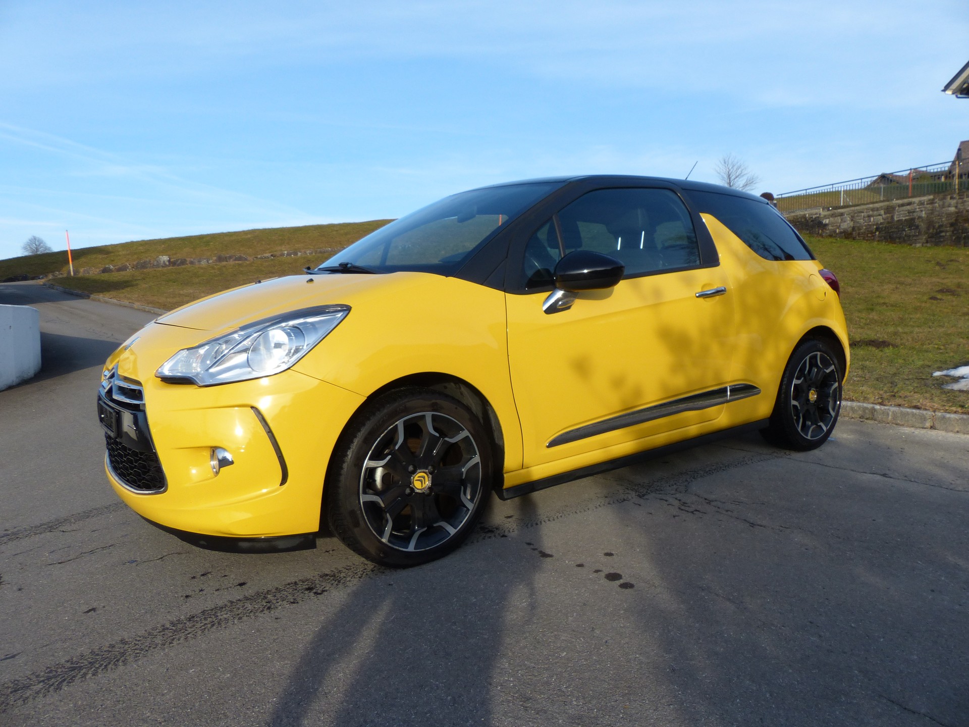 DS AUTOMOBILES DS3 1.6 VTi SO Chic Automatic-image-2