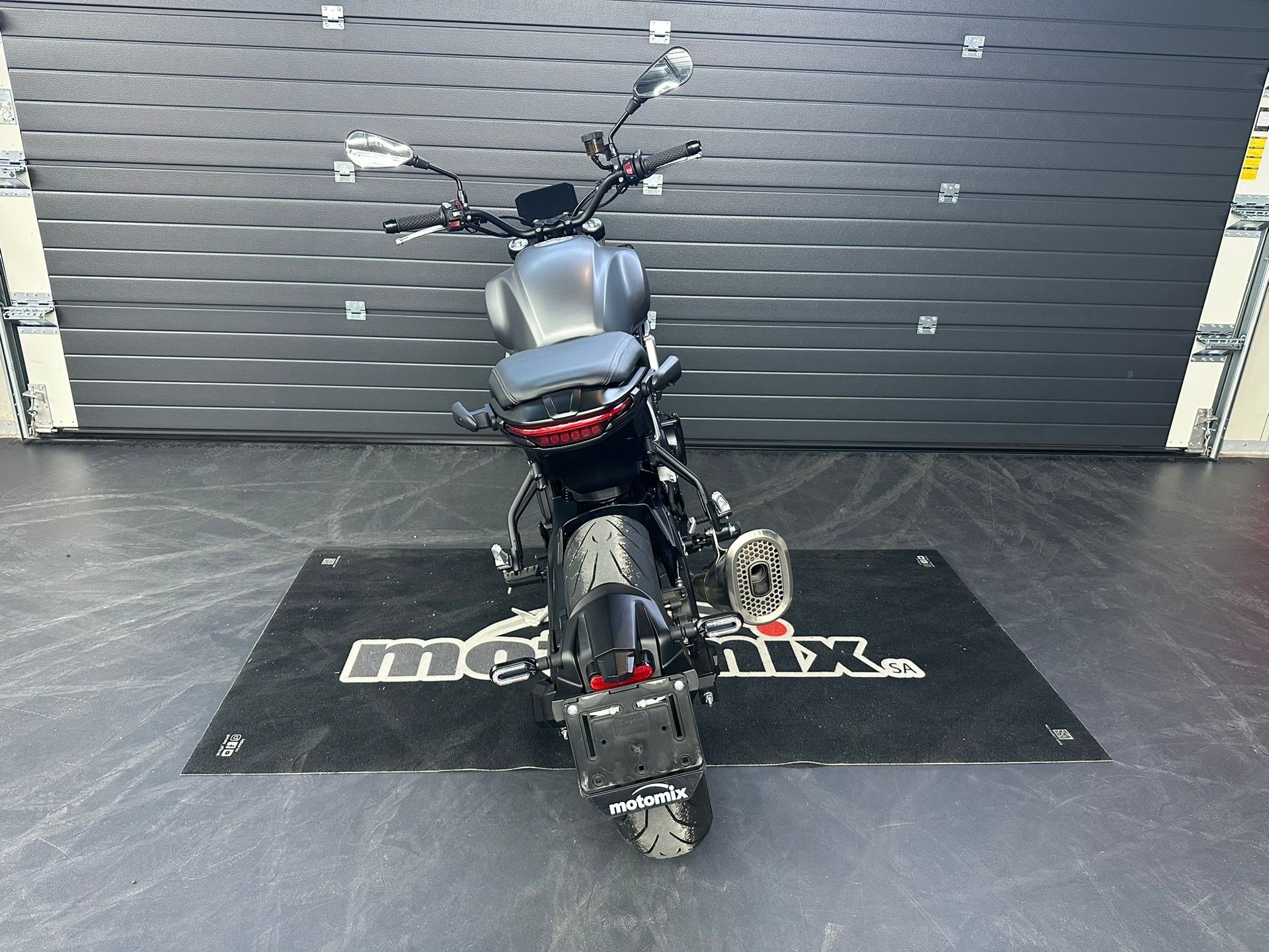 VOGE 500 AC-showroom-element-3