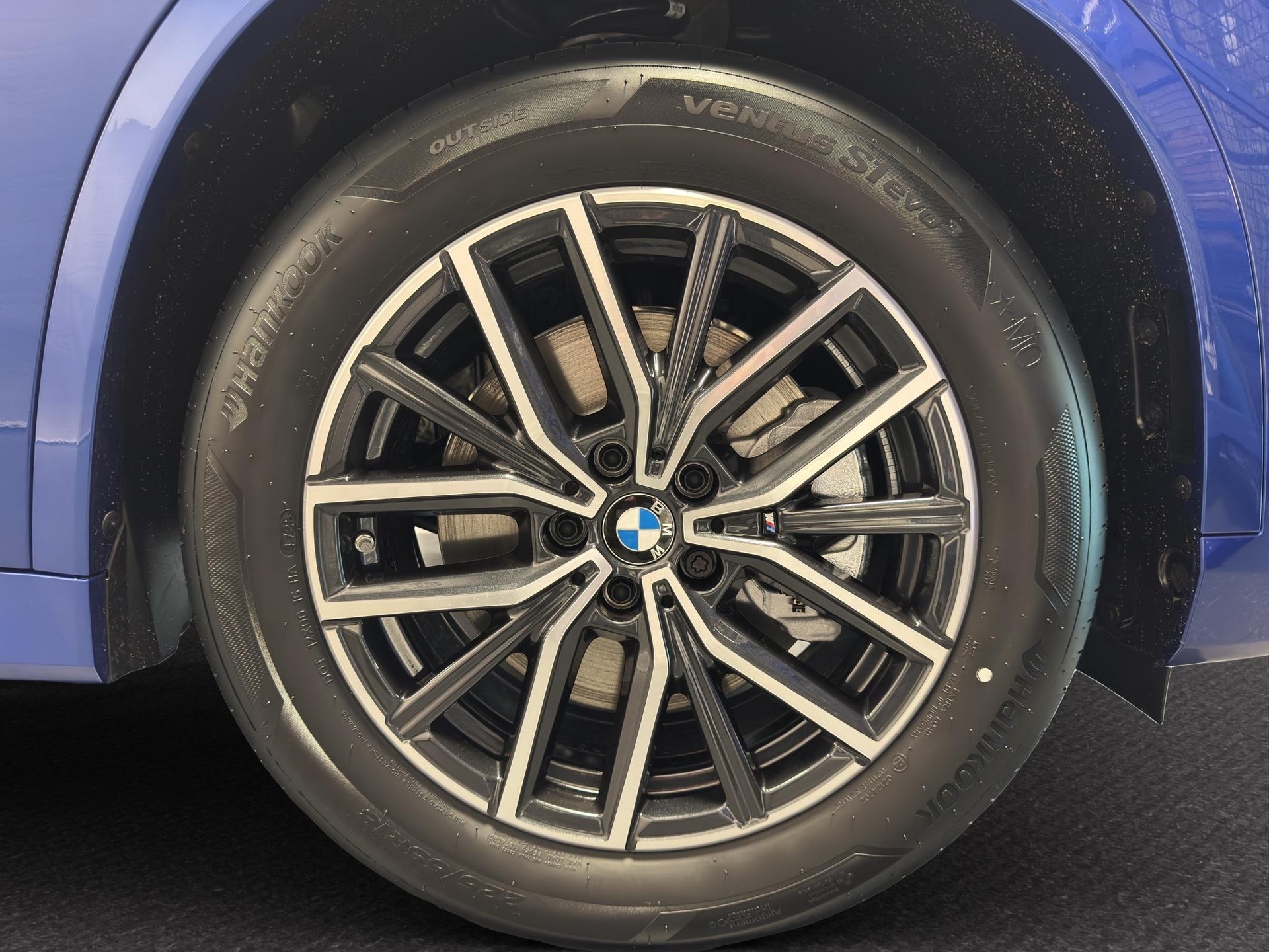 BMW X1 23d xDrive-image-14