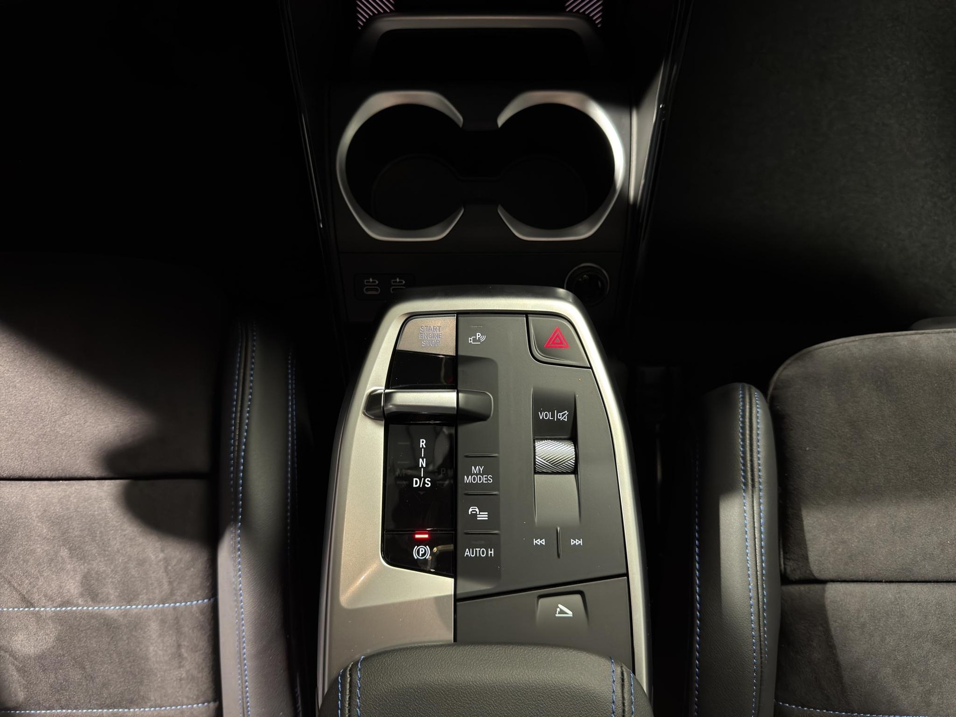 BMW X1 23d xDrive-image-9