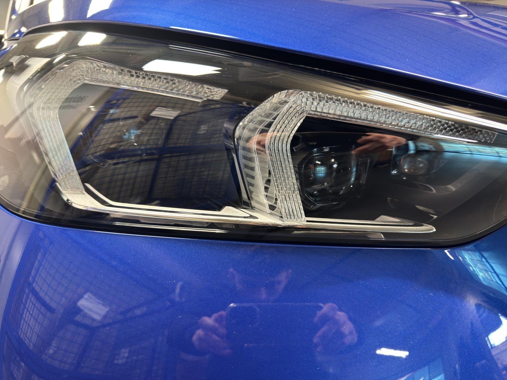 BMW X1 23d xDrive-image-5