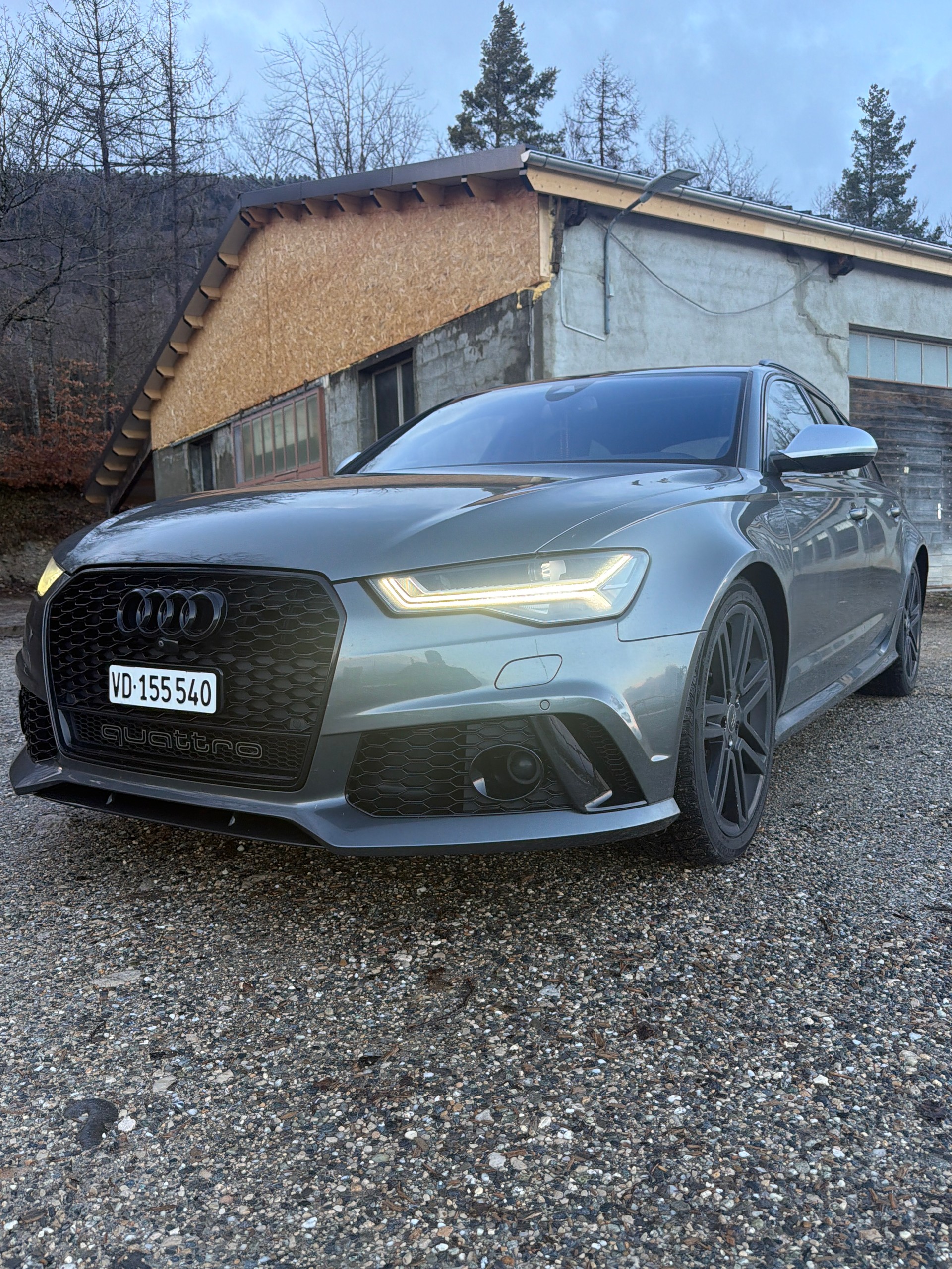 AUDI RS6 Avant 4.0 TFSI V8 performance quattro-image-0