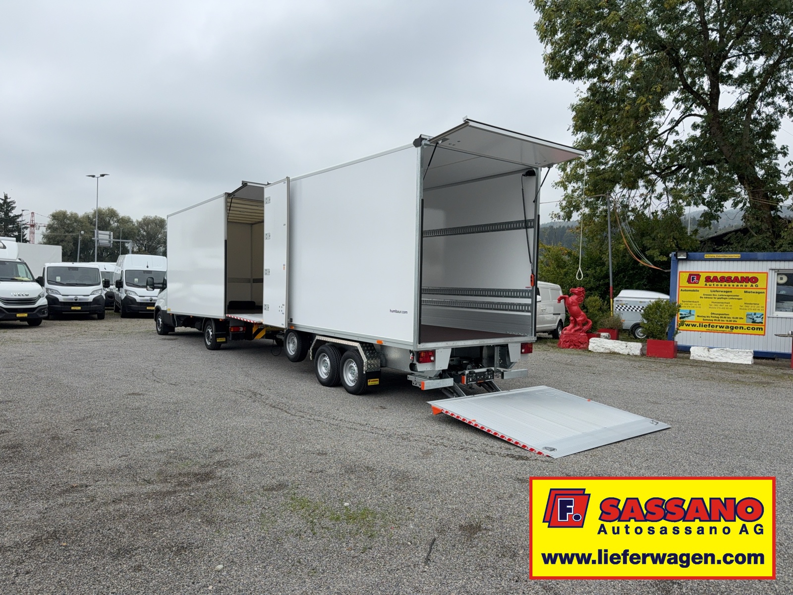 IVECO Daily 35 S 18 HI-MATIC Ultra Light Durchladesystem mit 2 x Hebebühne 2.40m Innenhöhe 2900 Kg. Nutzlast ( AZ )-image-9