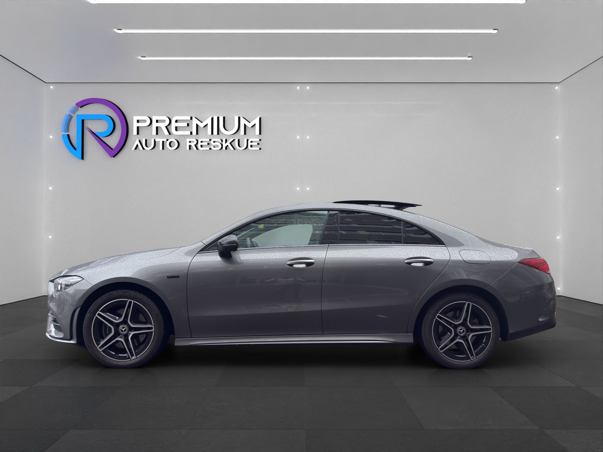 MERCEDES-BENZ CLA 250 e AMG Line 8G-DCT-image-2
