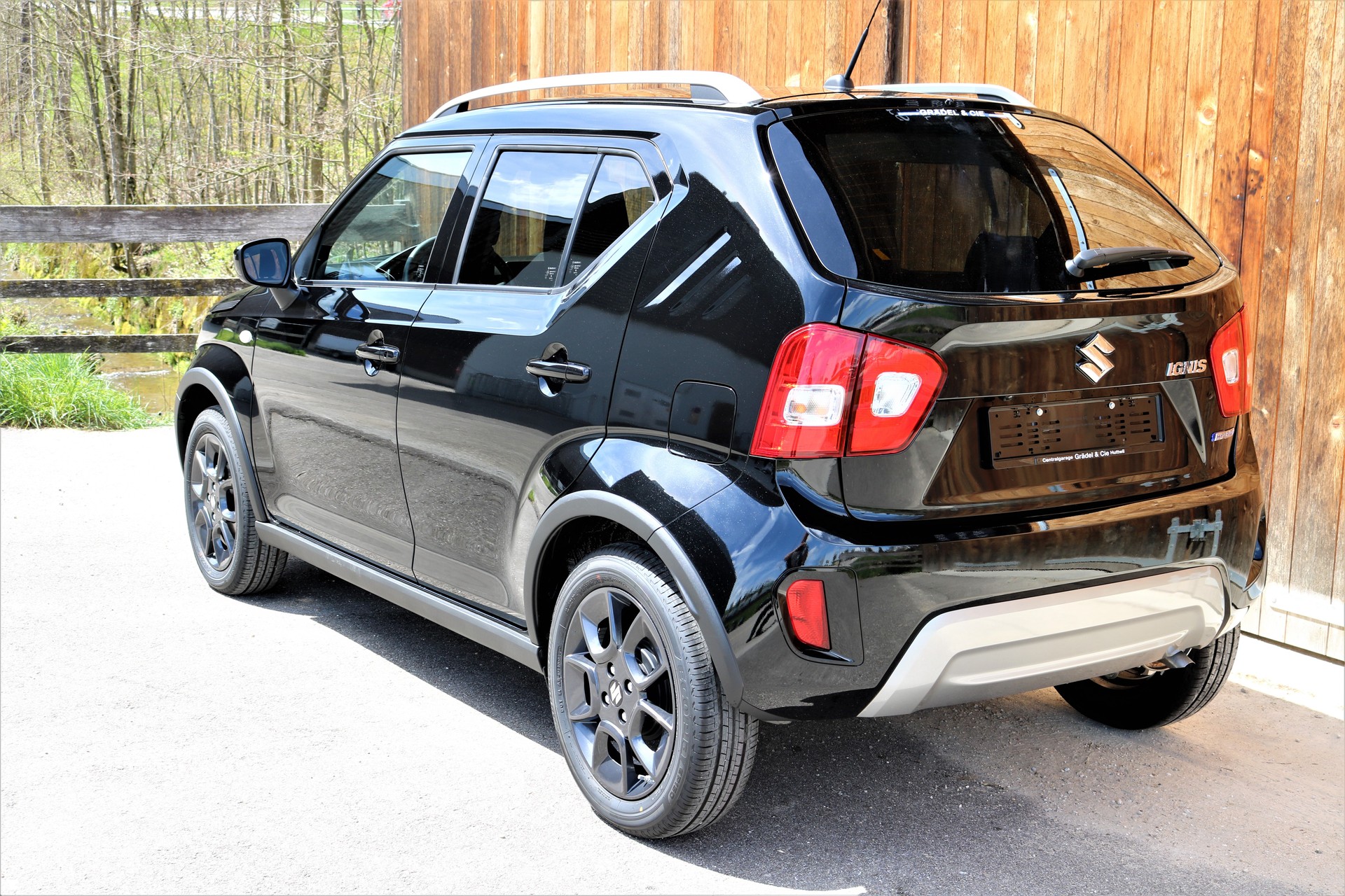 SUZUKI Ignis 1.2i Compact+ Hybrid-image-2