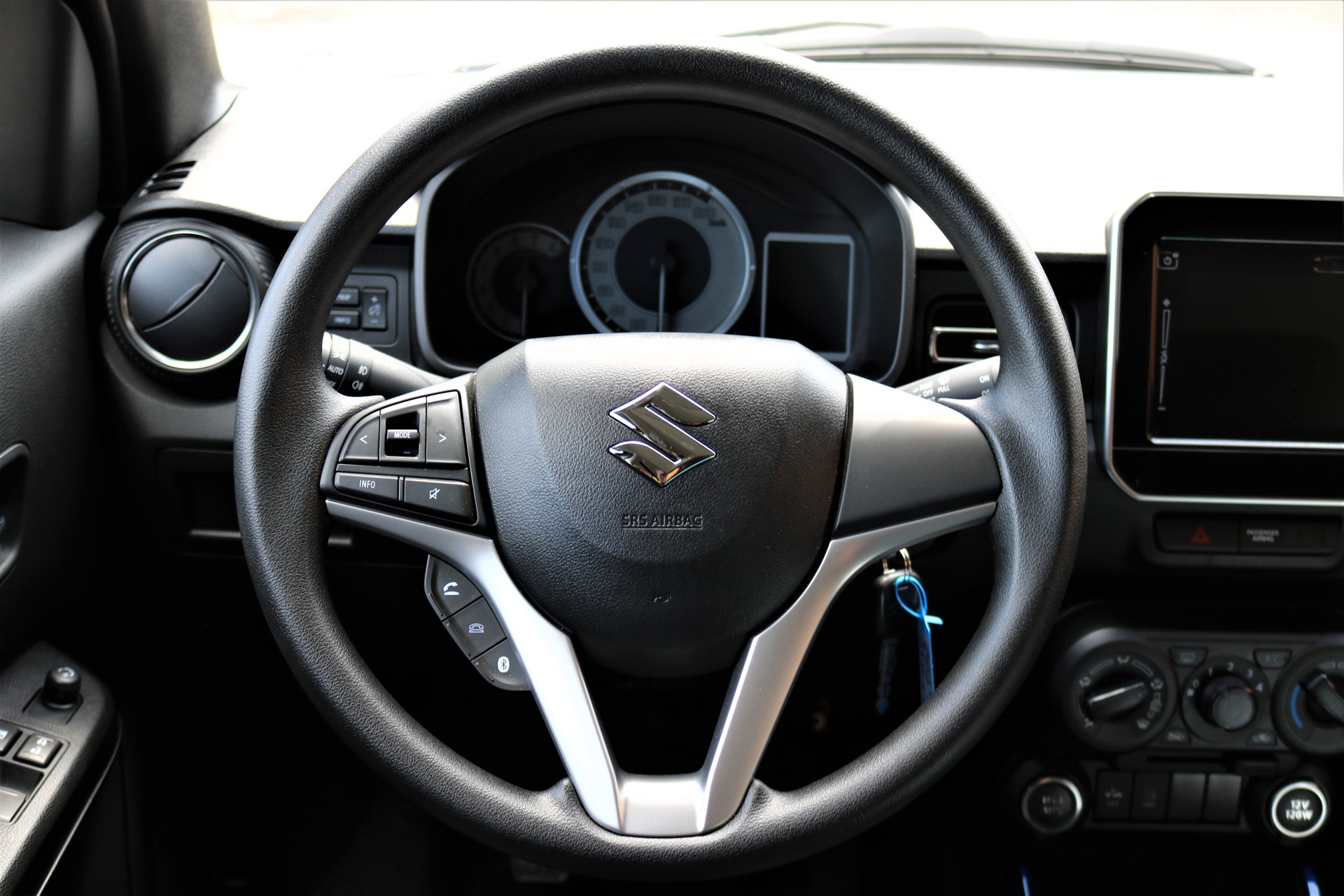 SUZUKI Ignis 1.2i Compact+ Hybrid-image-4