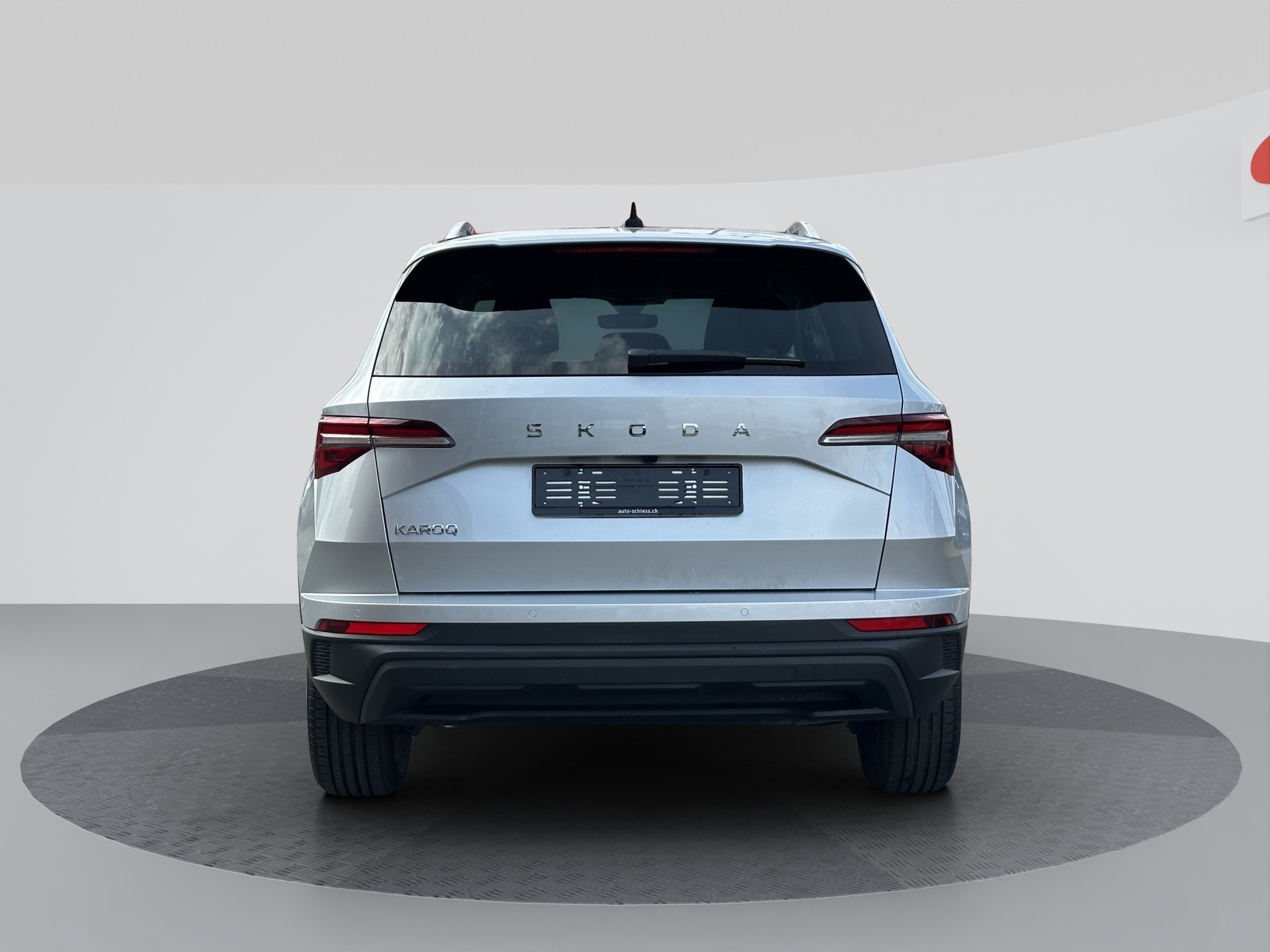 SKODA Karoq 1.5 TSI Selection DSG-image-3
