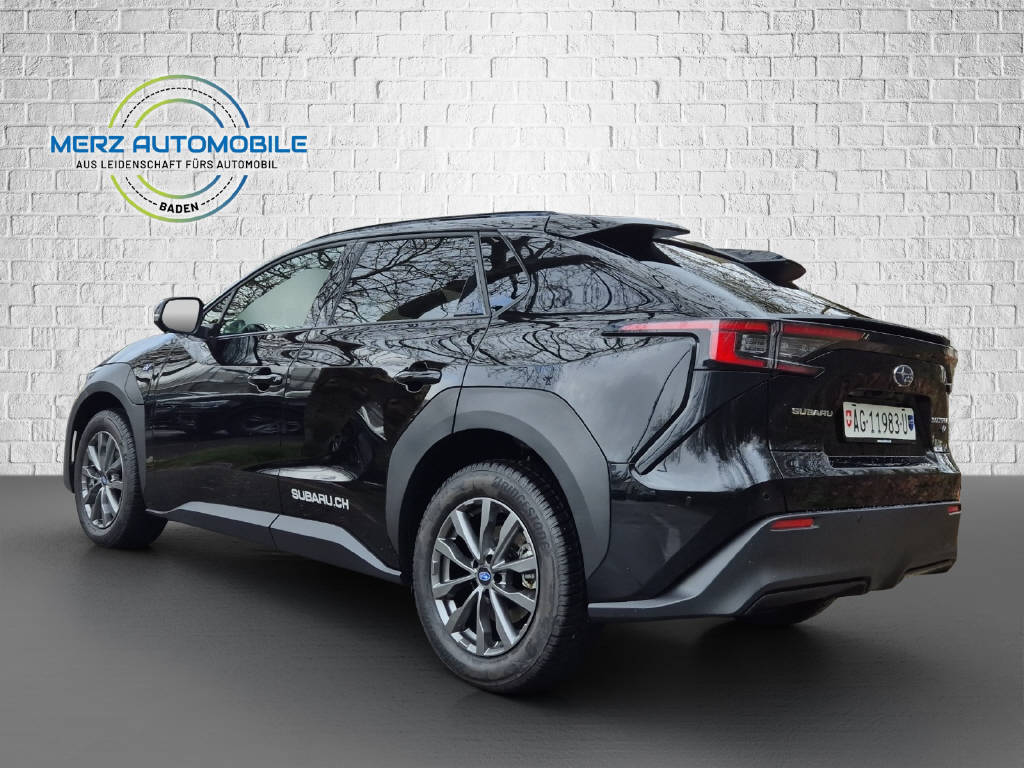 SUBARU Solterra eV Luxury AWD-image-1