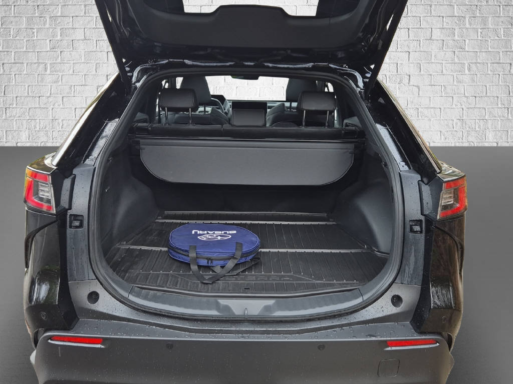SUBARU Solterra eV Luxury AWD-image-7