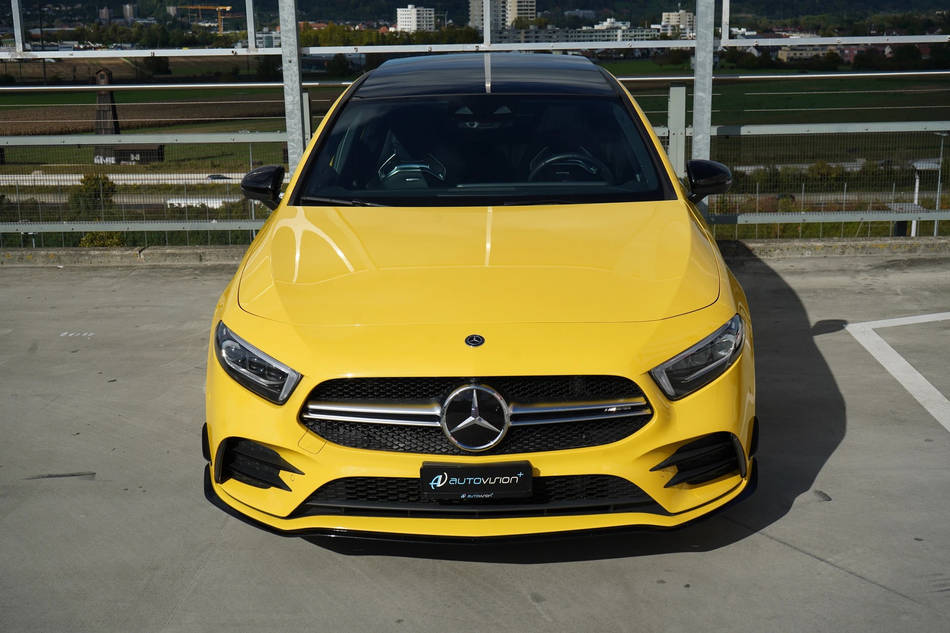 MERCEDES-BENZ A 35 AMG 4MATIC SPEEDSHIFT NIGHT AERODYNAMIK l 306 PS-image-12