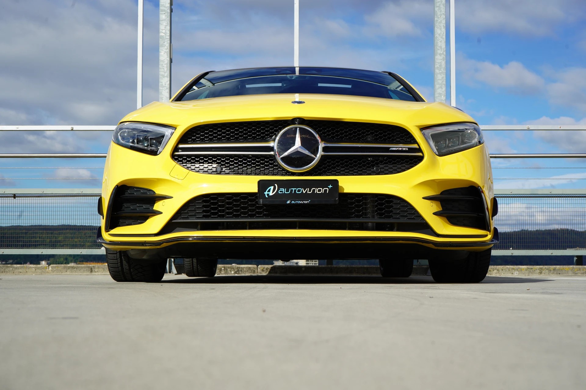 MERCEDES-BENZ A 35 AMG 4MATIC SPEEDSHIFT NIGHT AERODYNAMIK l 306 PS-image-13