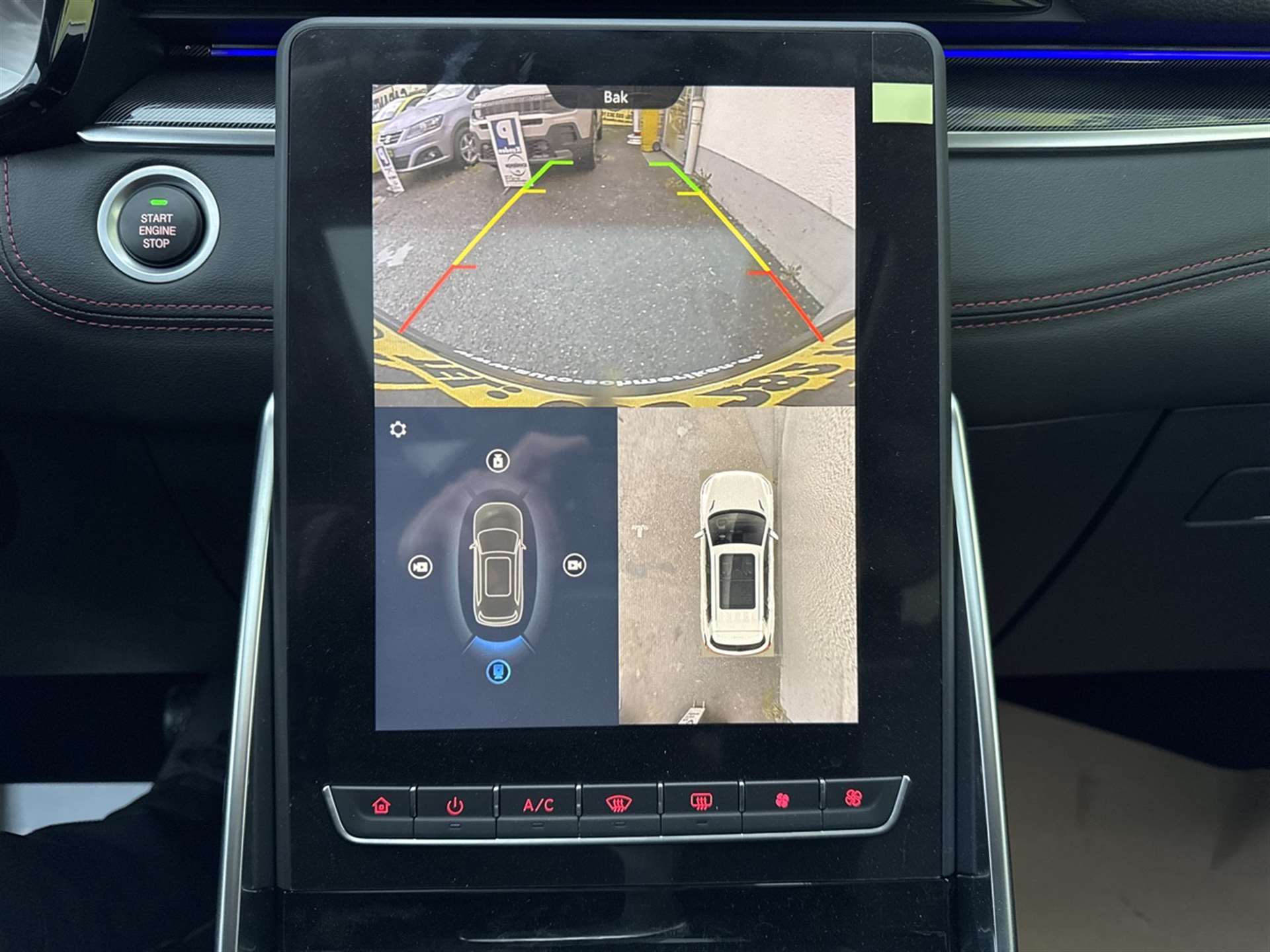 MAXUS eUniq6 70kWh 354km Reichweite-image-10