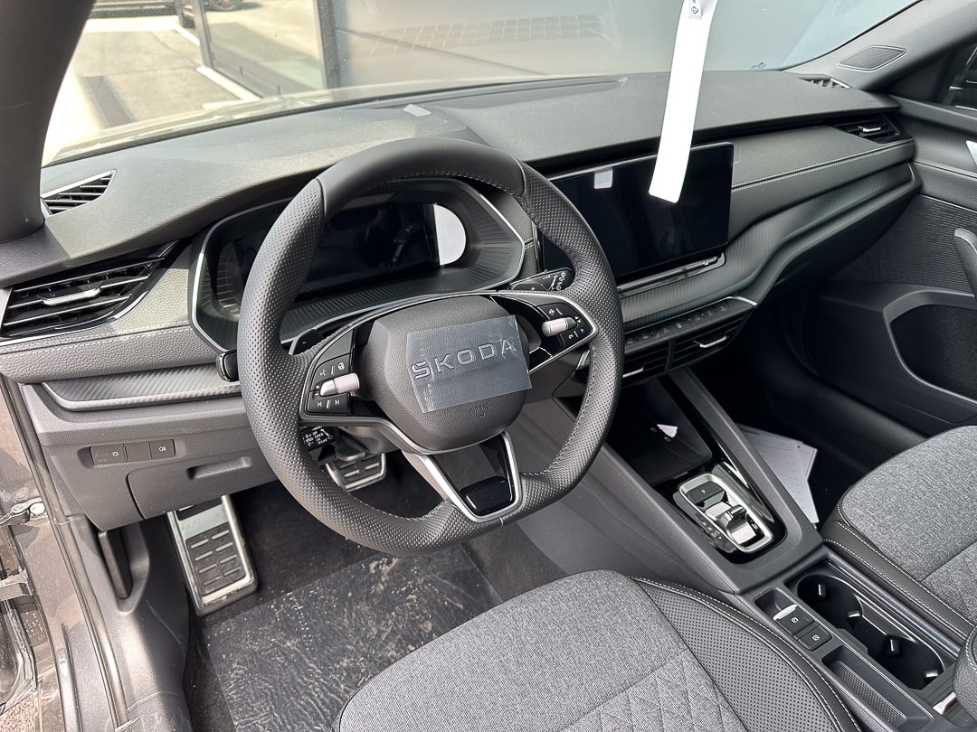 SKODA Octavia Combi 2.0 TSI DSG Sport Line 4x4-image-6