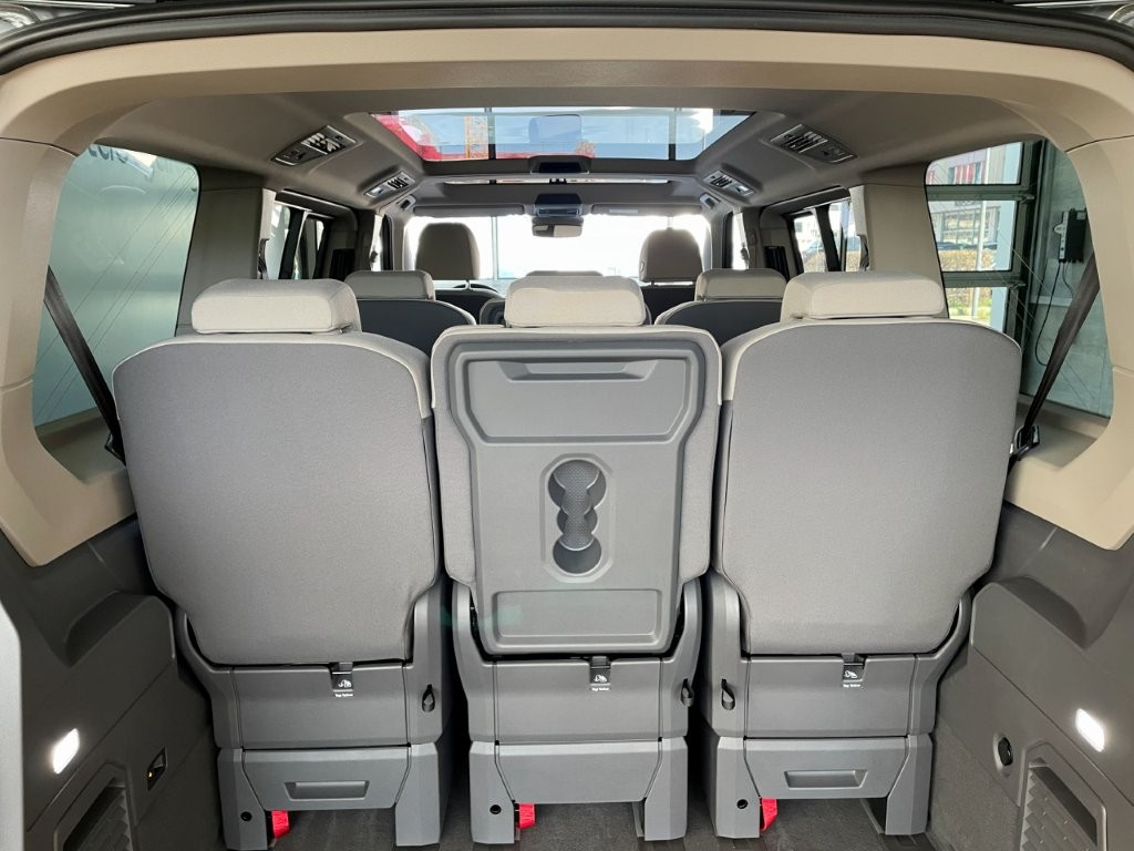 VW Multivan 2.0 TDI Liberty DSG Lang-image-8