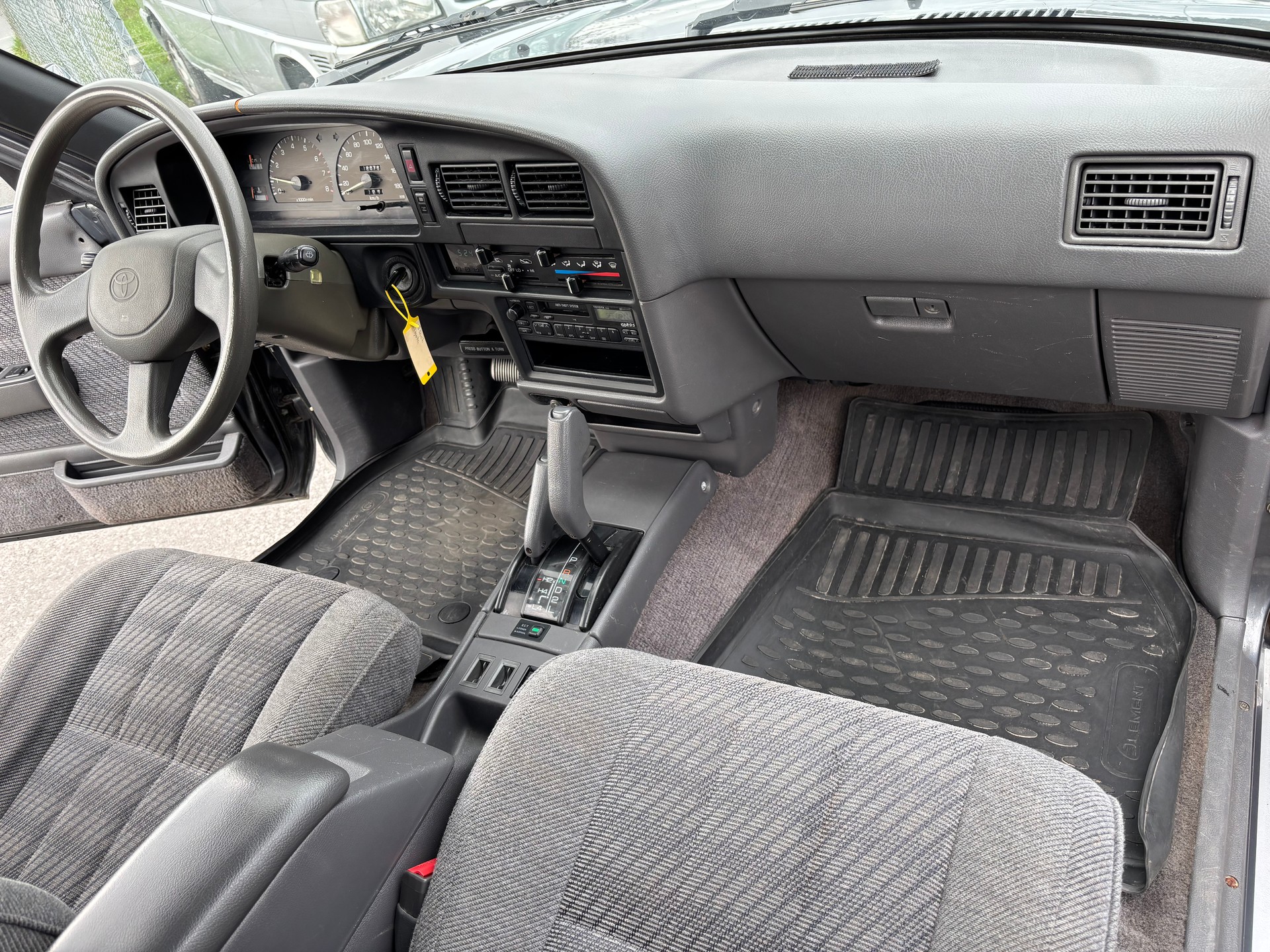 TOYOTA 4-Runner 3.0-image-11
