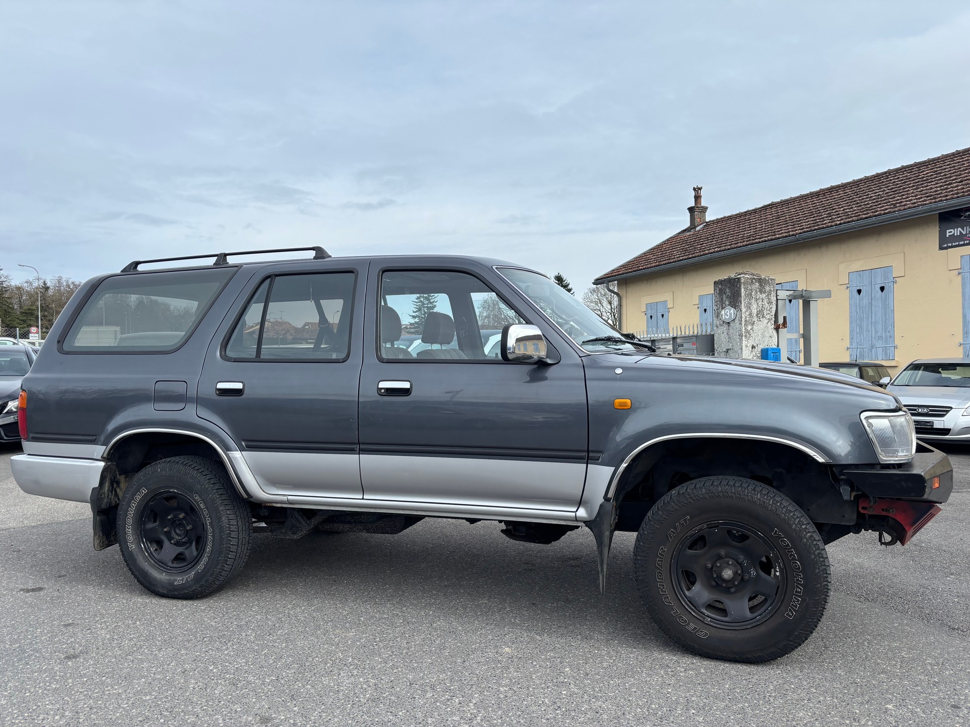 TOYOTA 4-Runner 3.0-showroom-element-1