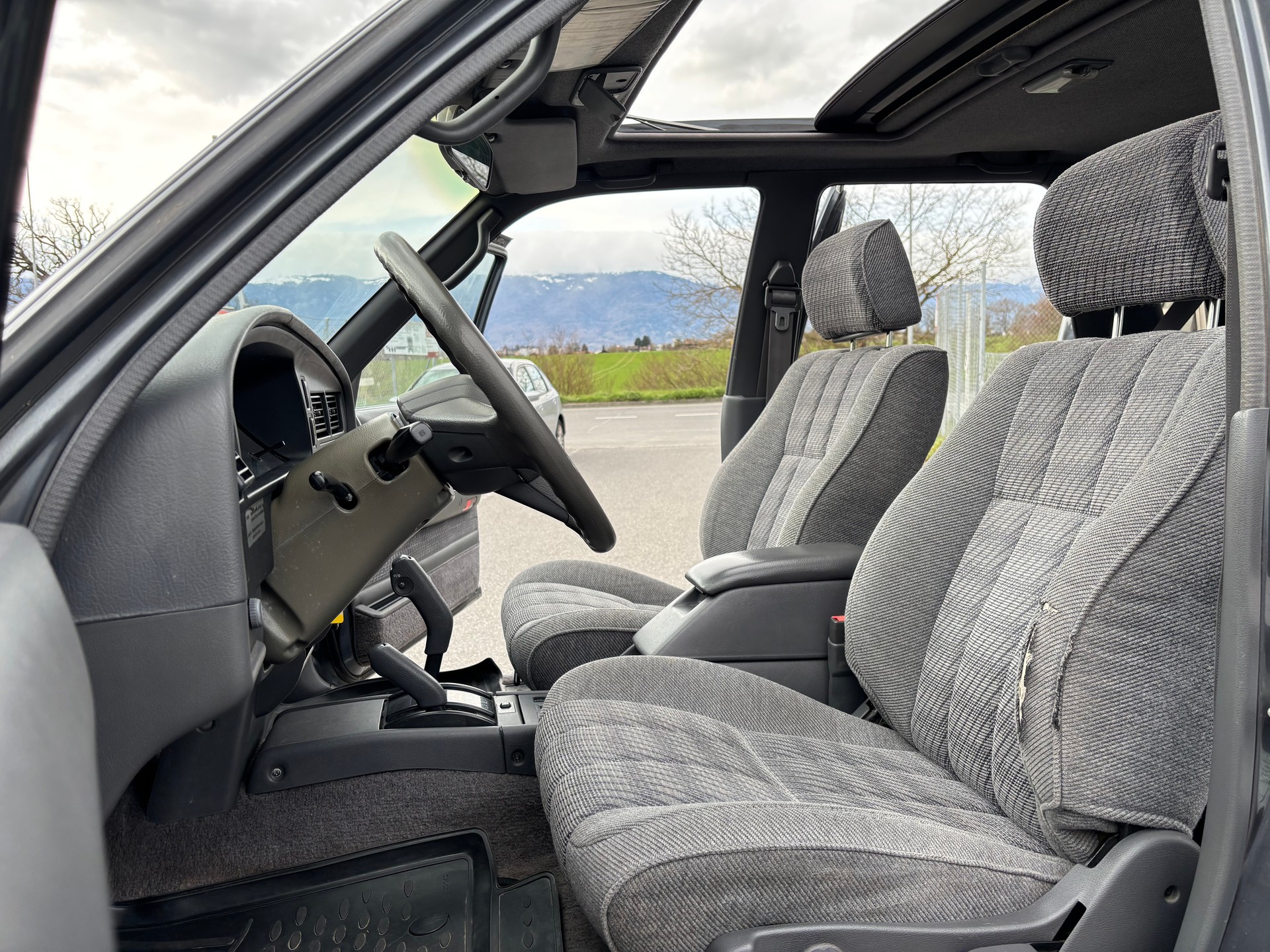 TOYOTA 4-Runner 3.0-image-10