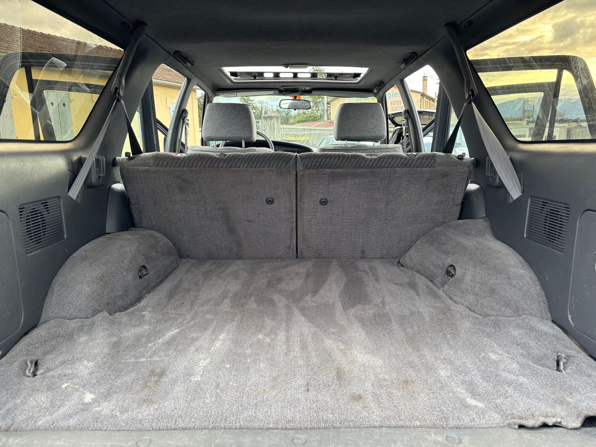 TOYOTA 4-Runner 3.0-image-14