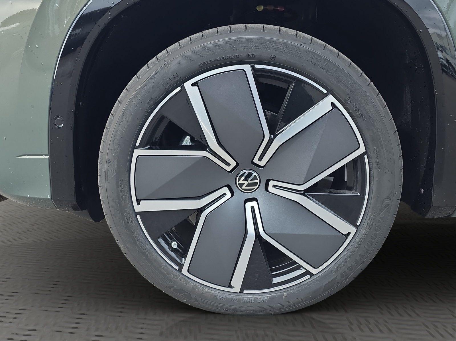 VW Tayron 2.0 TSI R-Line United DSG 4Motion-image-6