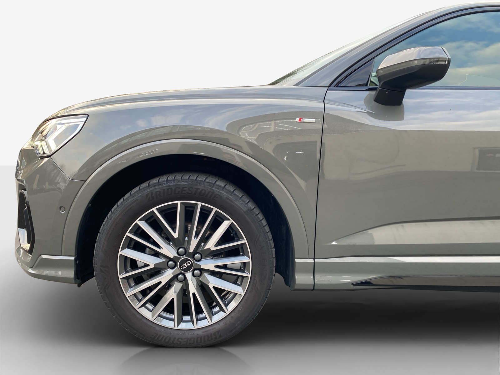 AUDI Q3 Sportback 35 TFSI S line Attraction S-tronic-image-14