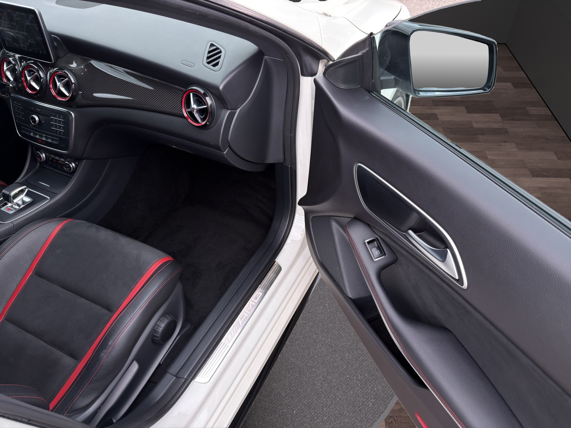 MERCEDES-BENZ CLA Shooting Brake 45 AMG 4Matic Speedshift-image-20