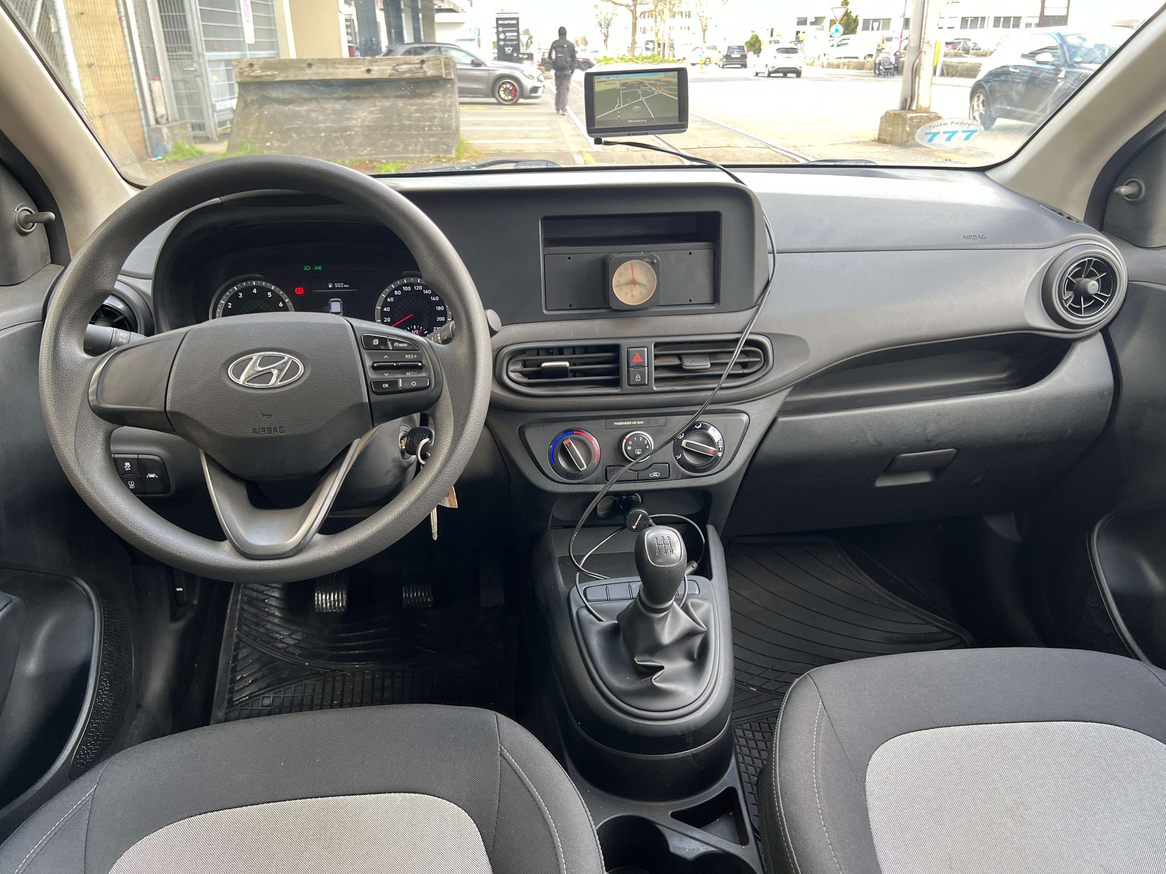 HYUNDAI i10 1.0 Pica — slika 11
