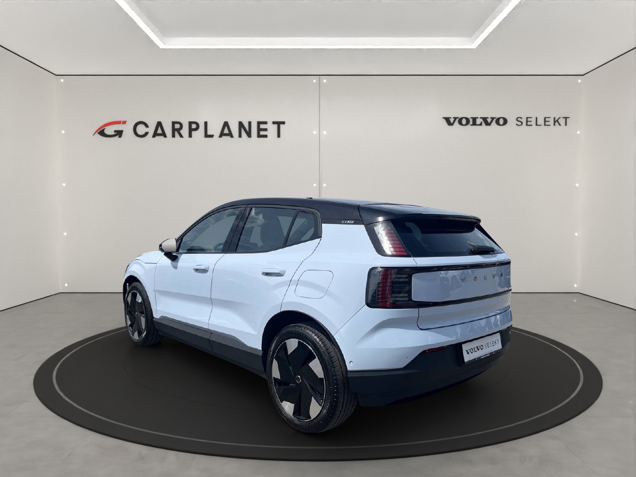 VOLVO EX30 E60 Twin Ultra Performance AWD .-image-3