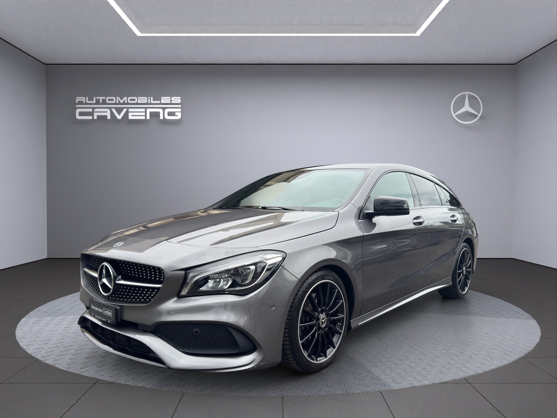MERCEDES-BENZ CLA Shooting Brake 220 AMG Line 4Matic 7G-DCT