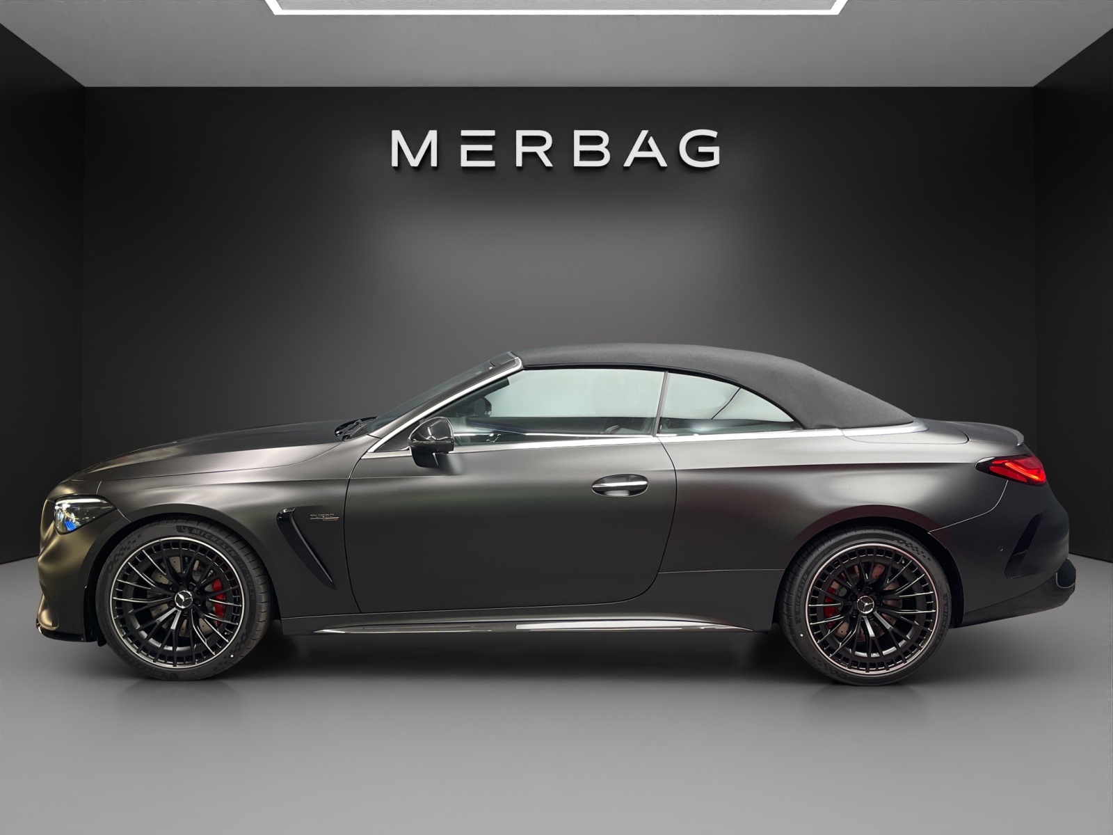MERCEDES-BENZ CLE AMG 53 Cabrio 4Matic+-image-6
