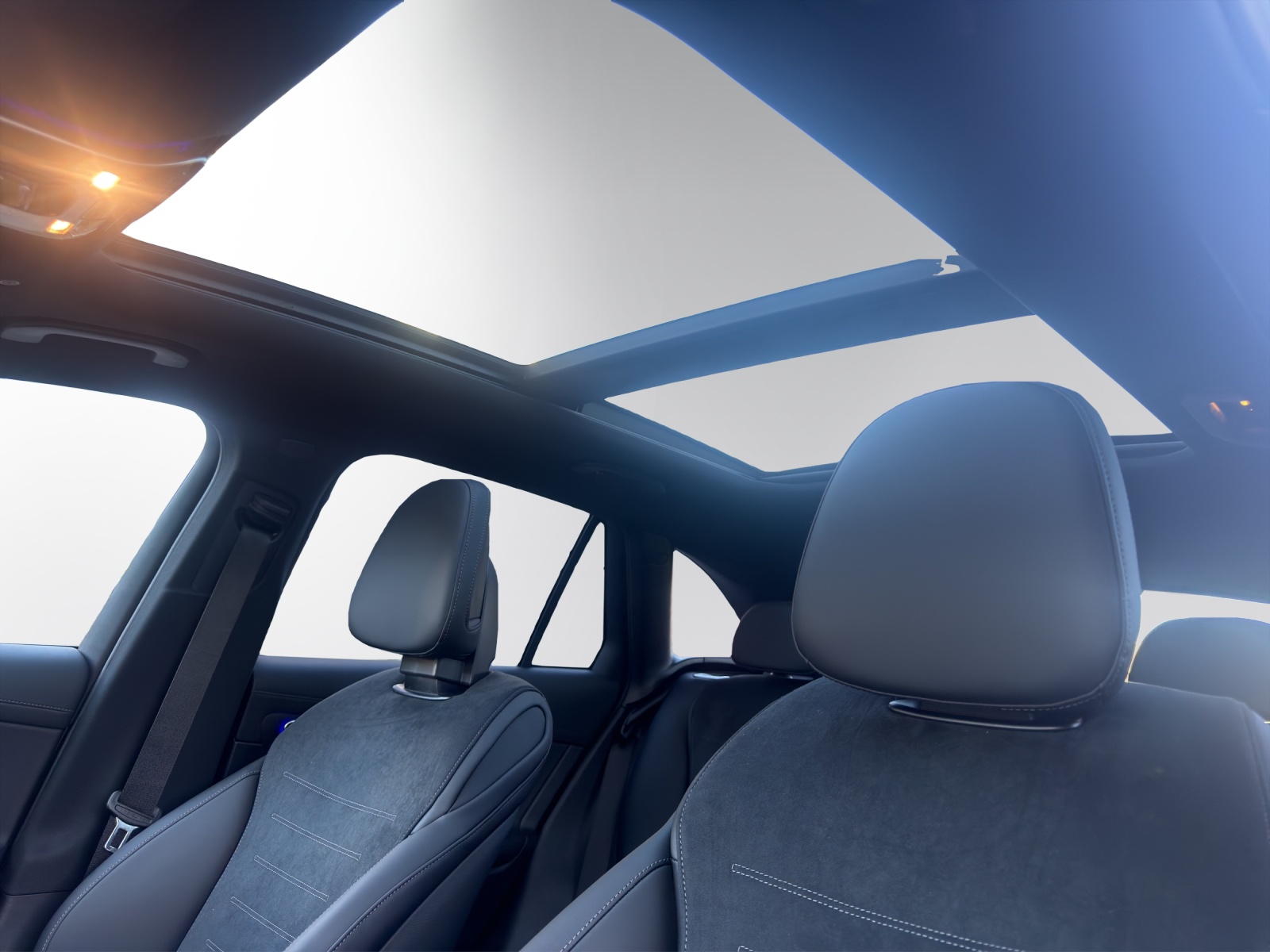 Image MERCEDES-BENZ GLC-400 GLC 400 e 4Matic EQ Star 9G-Tronic