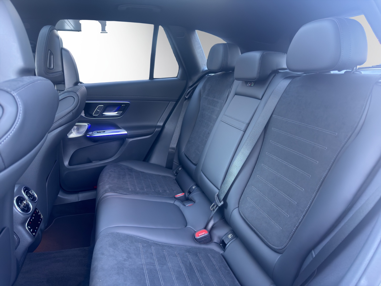 Image MERCEDES-BENZ GLC-400 GLC 400 e 4Matic EQ Star 9G-Tronic