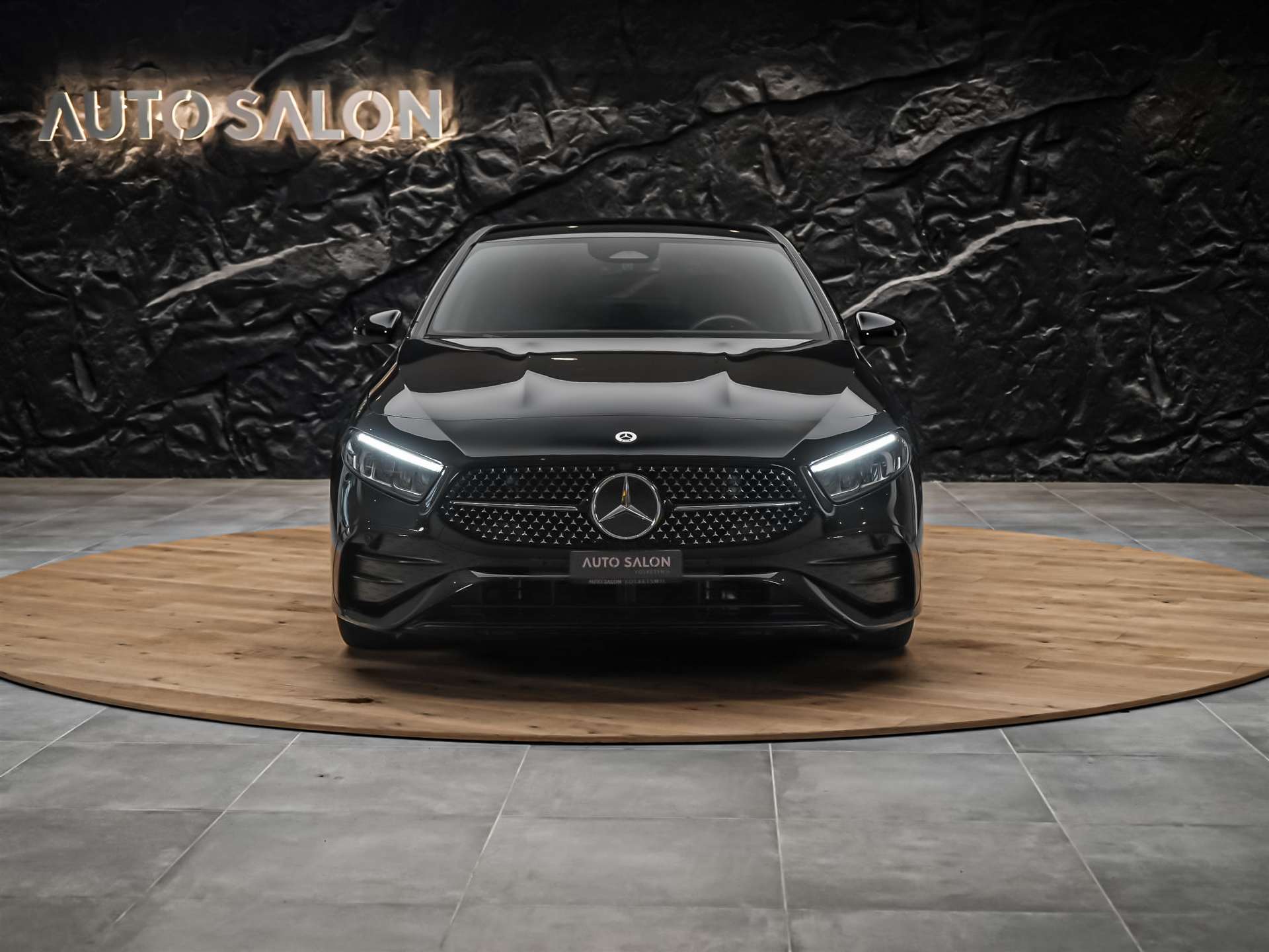 MERCEDES-BENZ A 200 AMG Line 7G-DCT *Limousine*Facelift*Kamera*-image-6
